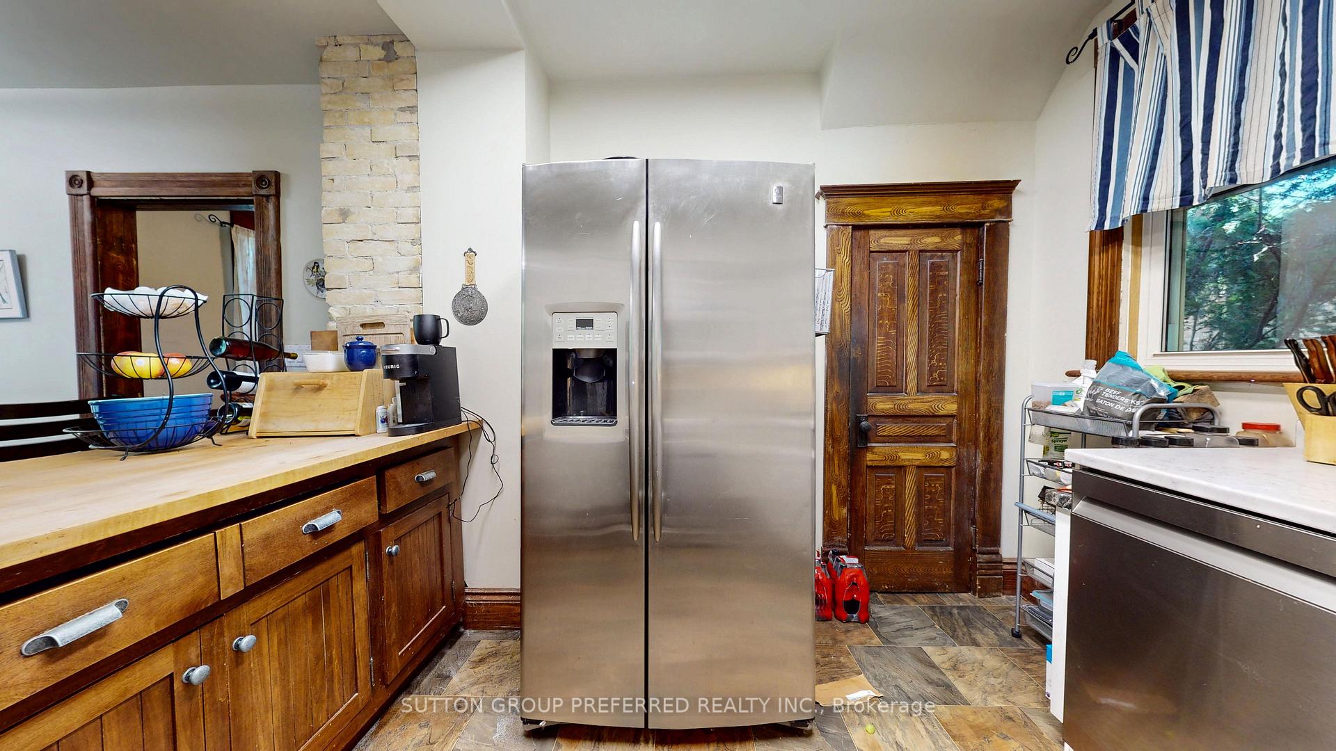 Photo 16 of 4242 Colonel Talbot Road, London, South V — HOMEH