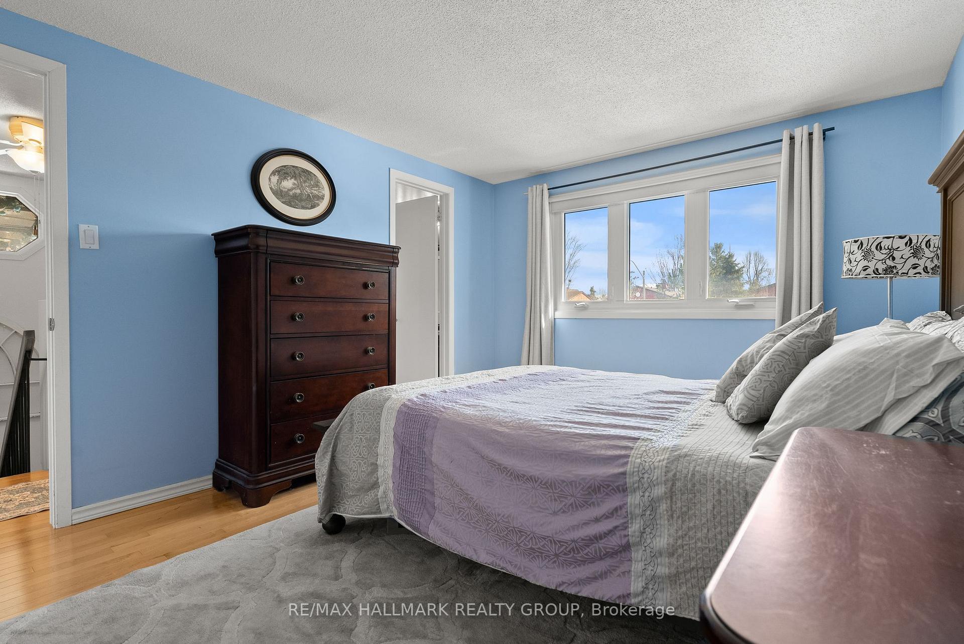 Photo 18 of 48 Sample Road, Ottawa, Hunt Club — HOMEH
