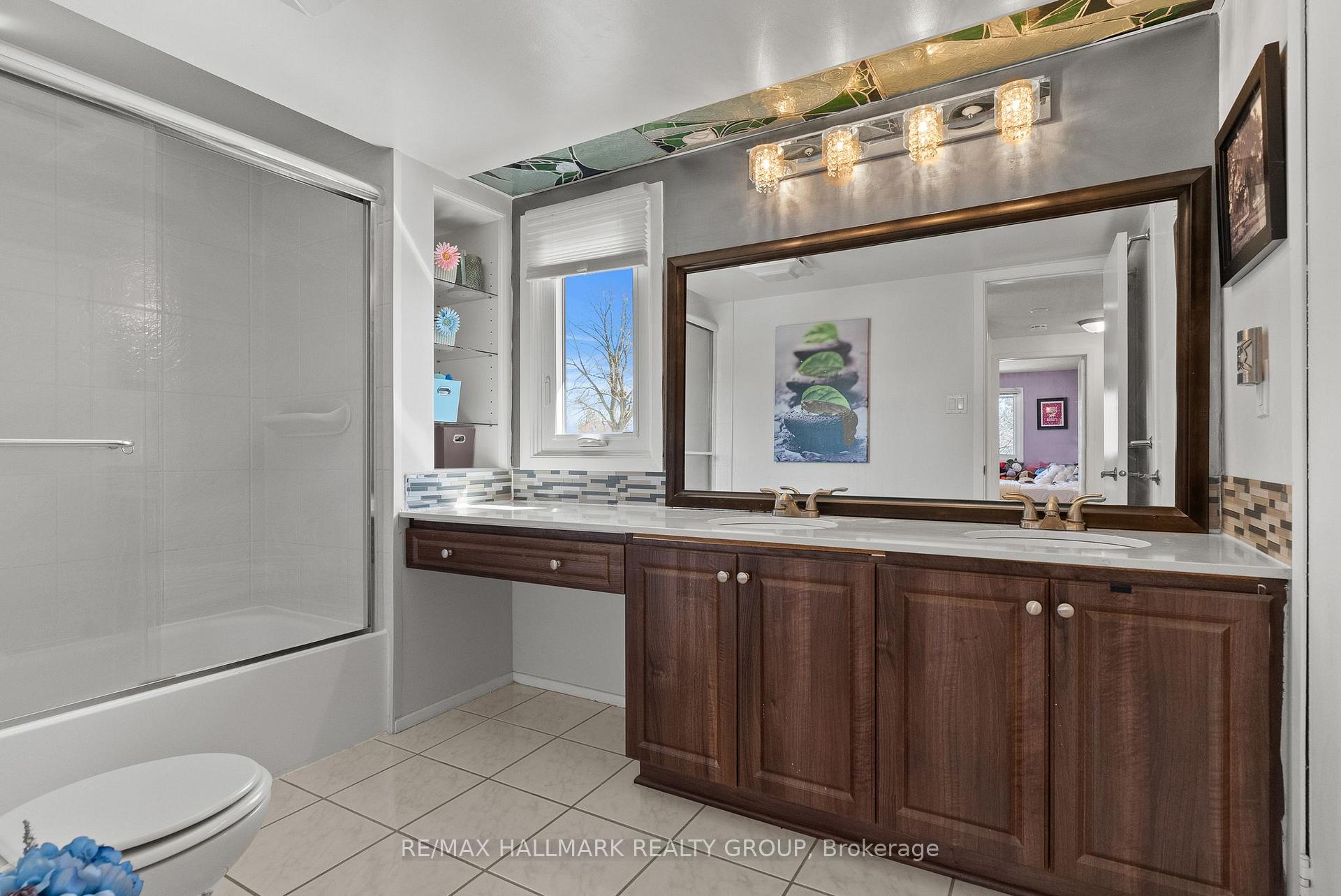 Photo 19 of 48 Sample Road, Ottawa, Hunt Club — HOMEH