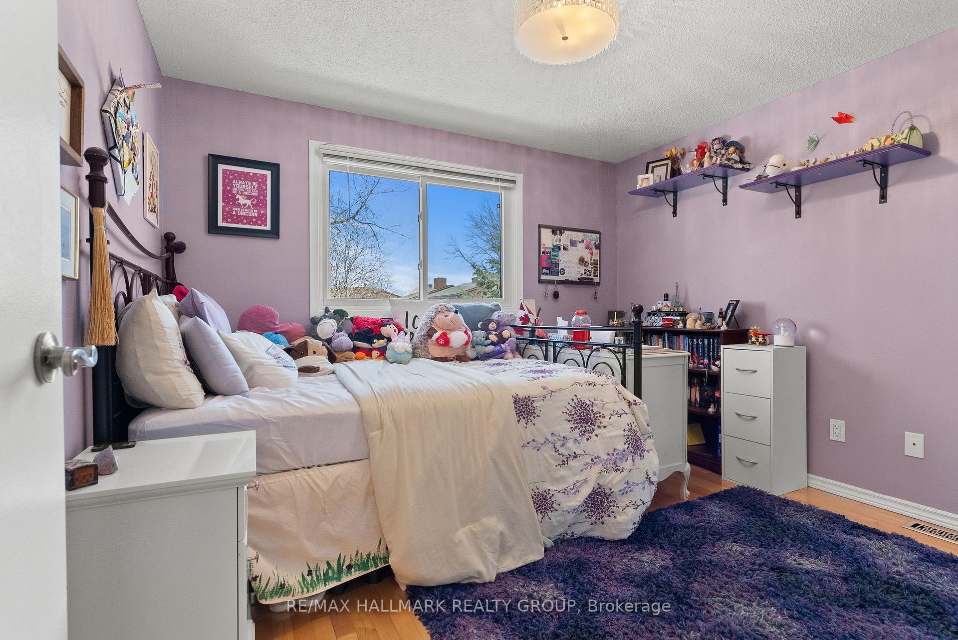Photo 22 of 48 Sample Road, Ottawa, Hunt Club — HOMEH
