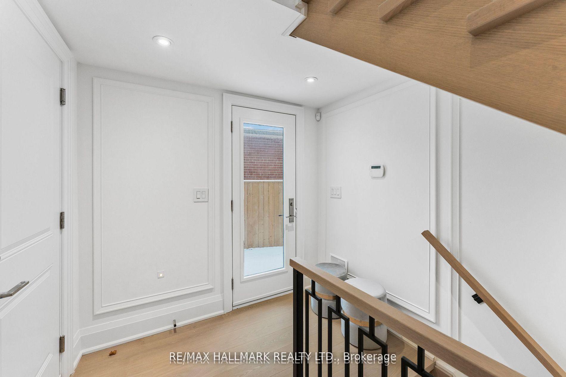 Photo 24 of Unit Main & 2nd Floor, 42 Agar Crescent, Etobicoke, Islington-City Centre West — HOMEH