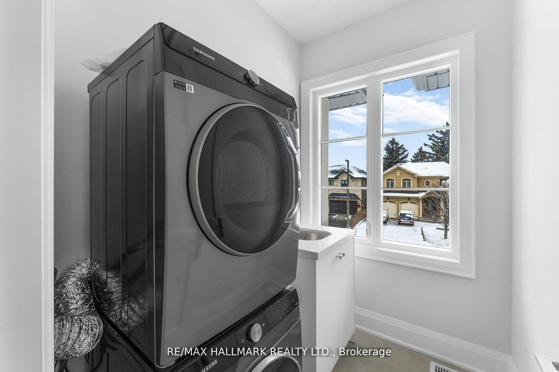 Photo 42 of Unit Main & 2nd Floor, 42 Agar Crescent, Etobicoke, Islington-City Centre West — HOMEH