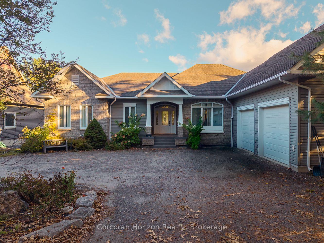 Photo 2 of 131 William Street, Parry Sound — HOMEH