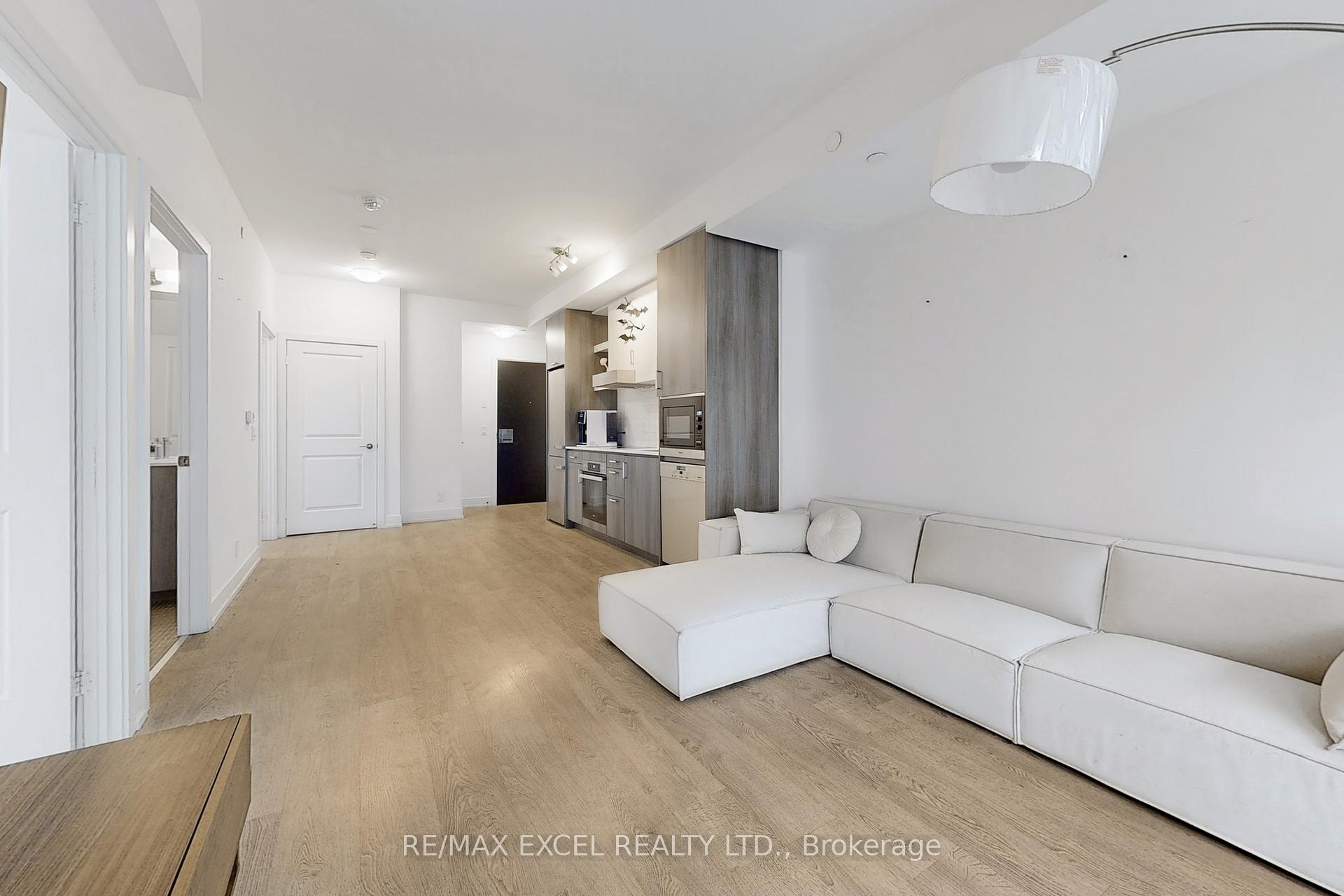Photo 8 of Unit 609, 11 Lillian Street, Toronto, Mount Pleasant West — HOMEH