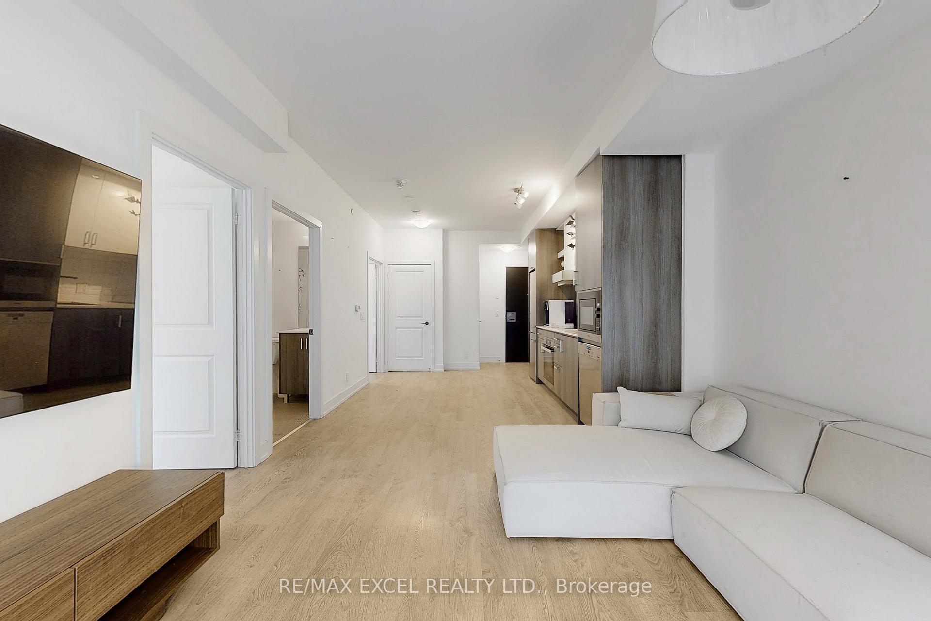 Photo 9 of Unit 609, 11 Lillian Street, Toronto, Mount Pleasant West — HOMEH