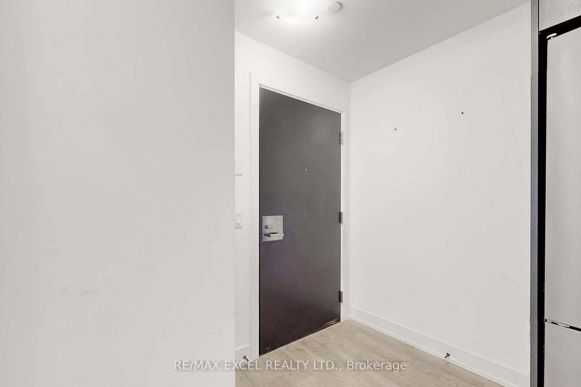 Photo 20 of Unit 609, 11 Lillian Street, Toronto, Mount Pleasant West — HOMEH
