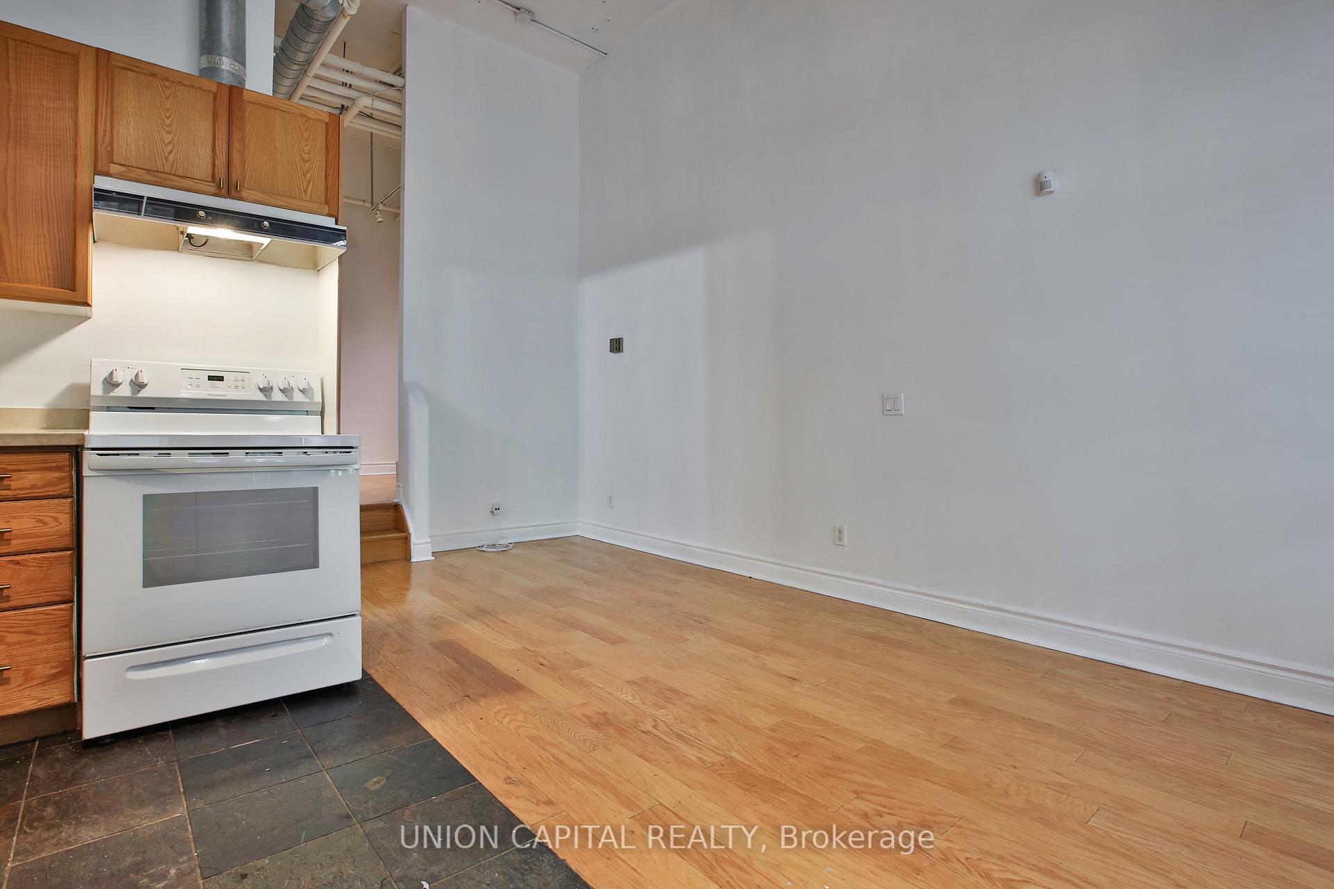 Photo 6 of Unit 143, 71 Mccaul Street, Toronto, Kensington-Chinatown — HOMEH