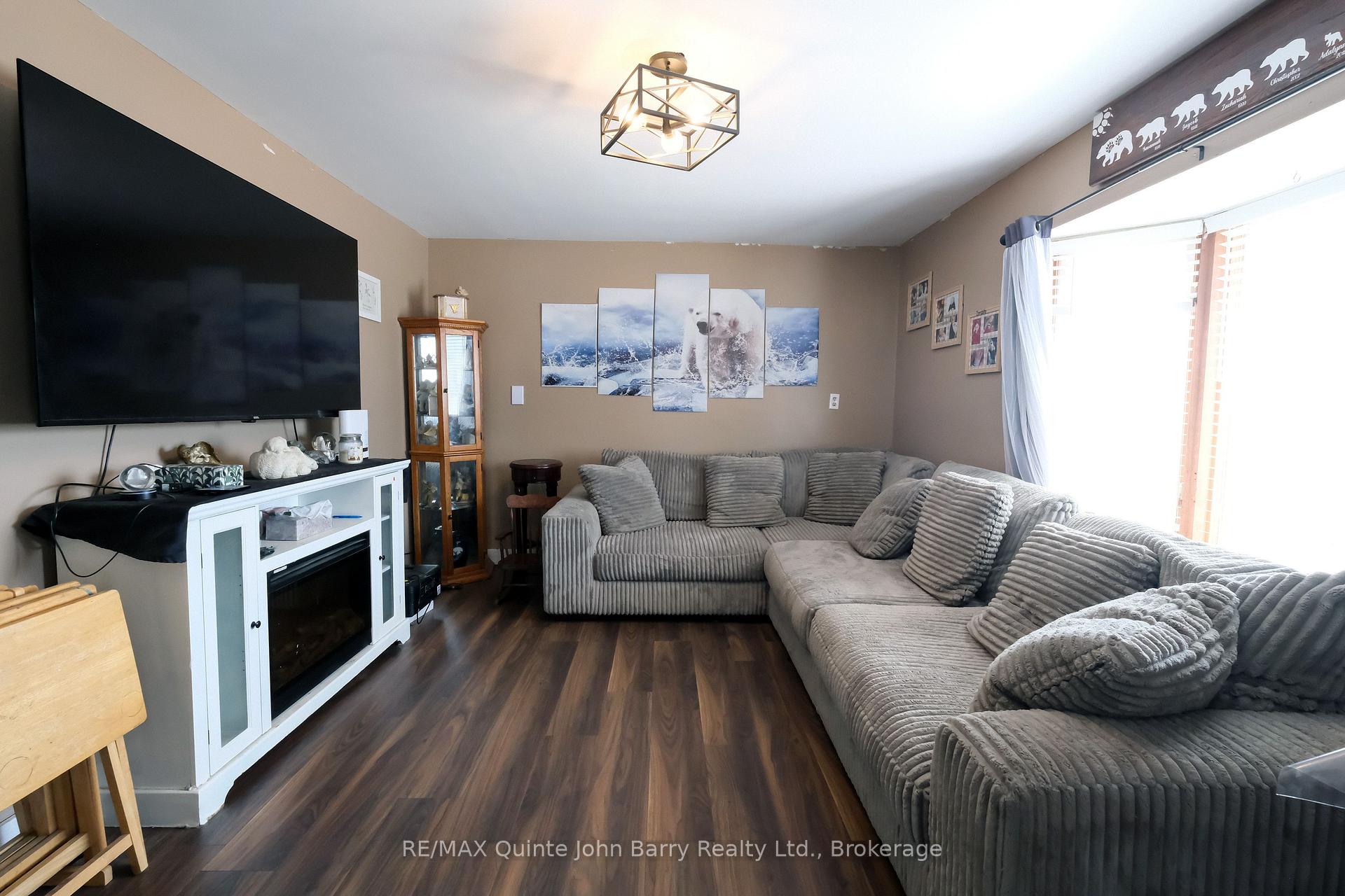Photo 6 of 14 Harriet Street, Quinte West, Trenton Ward — HOMEH