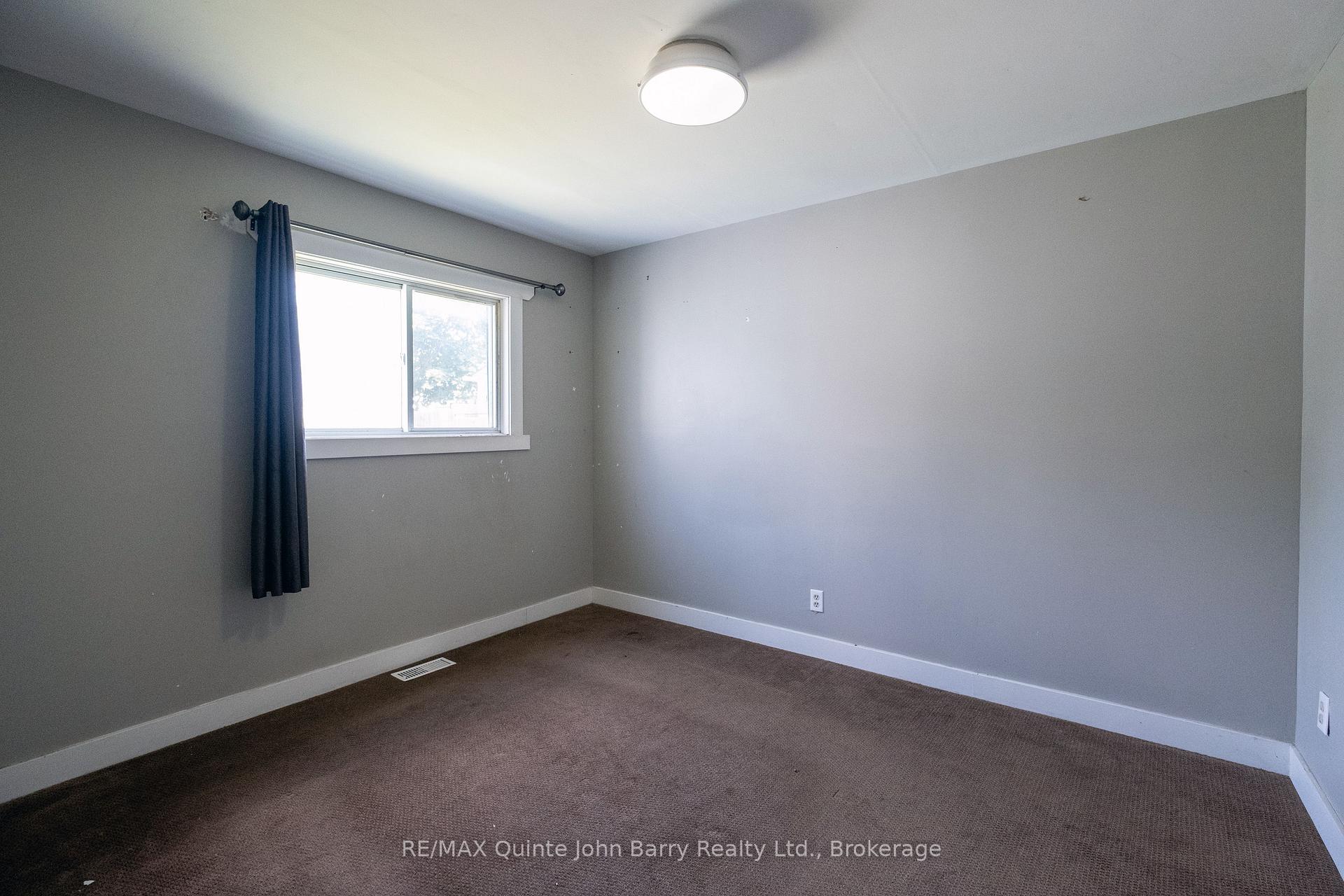 Photo 9 of 14 Harriet Street, Quinte West, Trenton Ward — HOMEH