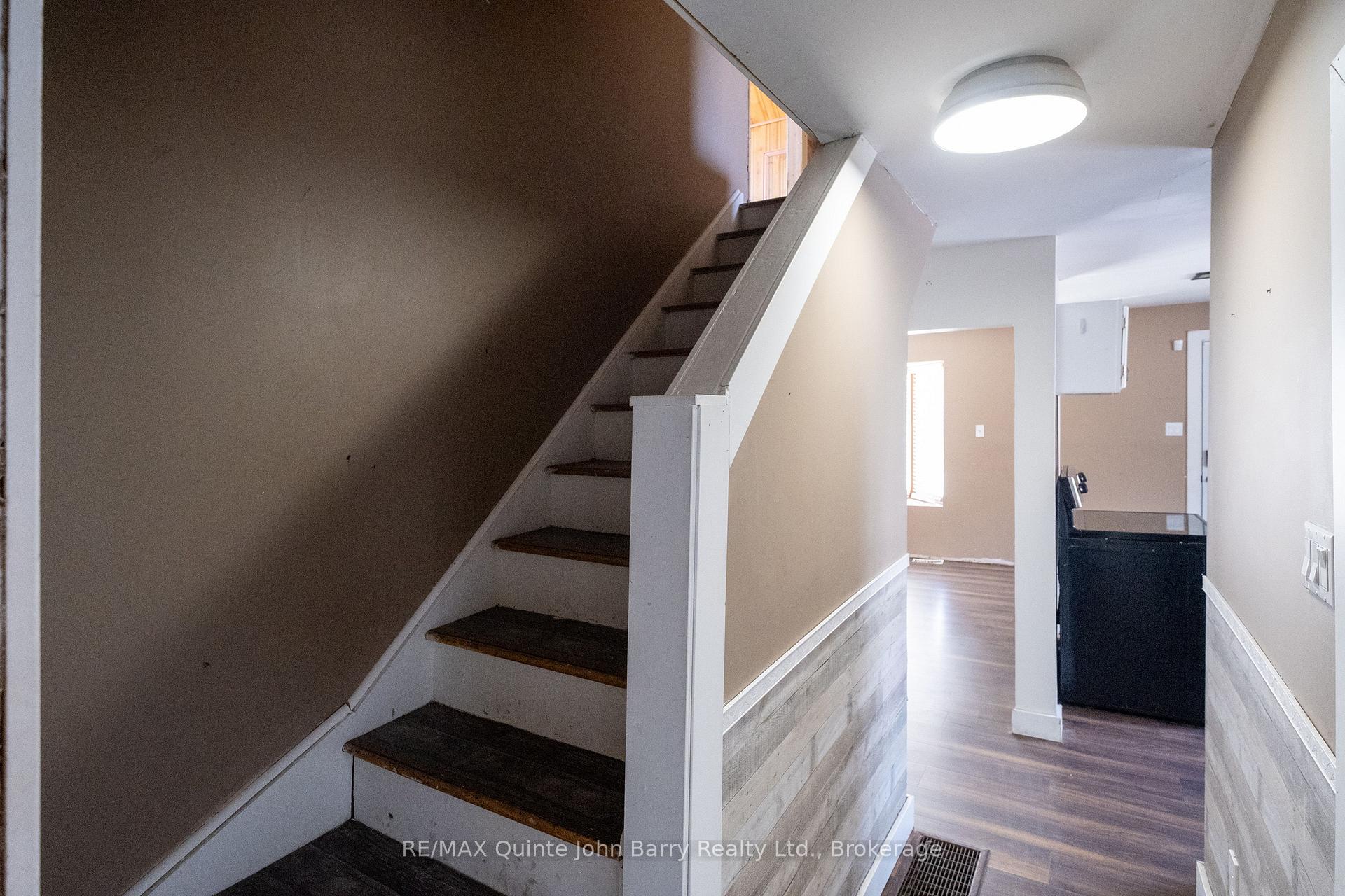 Photo 11 of 14 Harriet Street, Quinte West, Trenton Ward — HOMEH