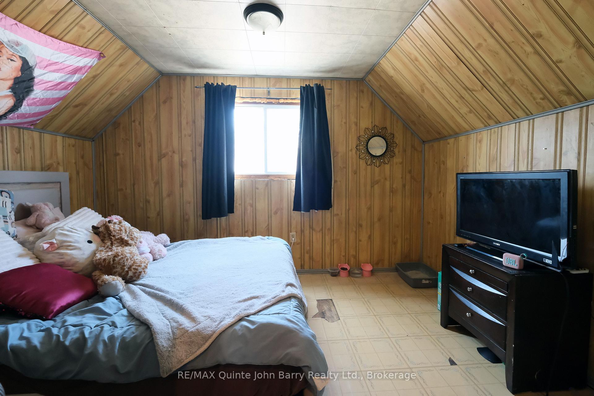 Photo 12 of 14 Harriet Street, Quinte West, Trenton Ward — HOMEH