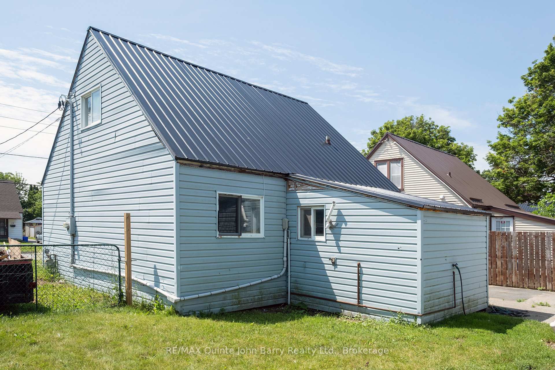 Photo 15 of 14 Harriet Street, Quinte West, Trenton Ward — HOMEH