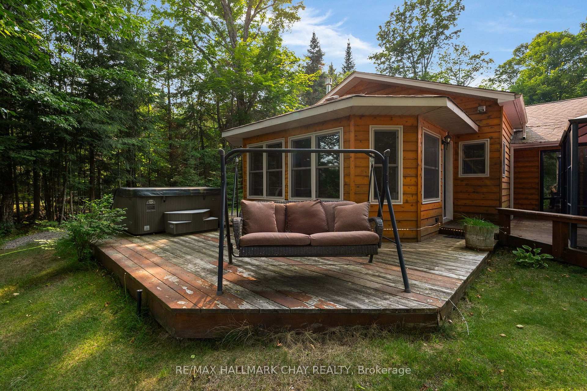 Photo 41 of 1319 Wolf Circle, Algonquin Highlands, Sherborne — HOMEH
