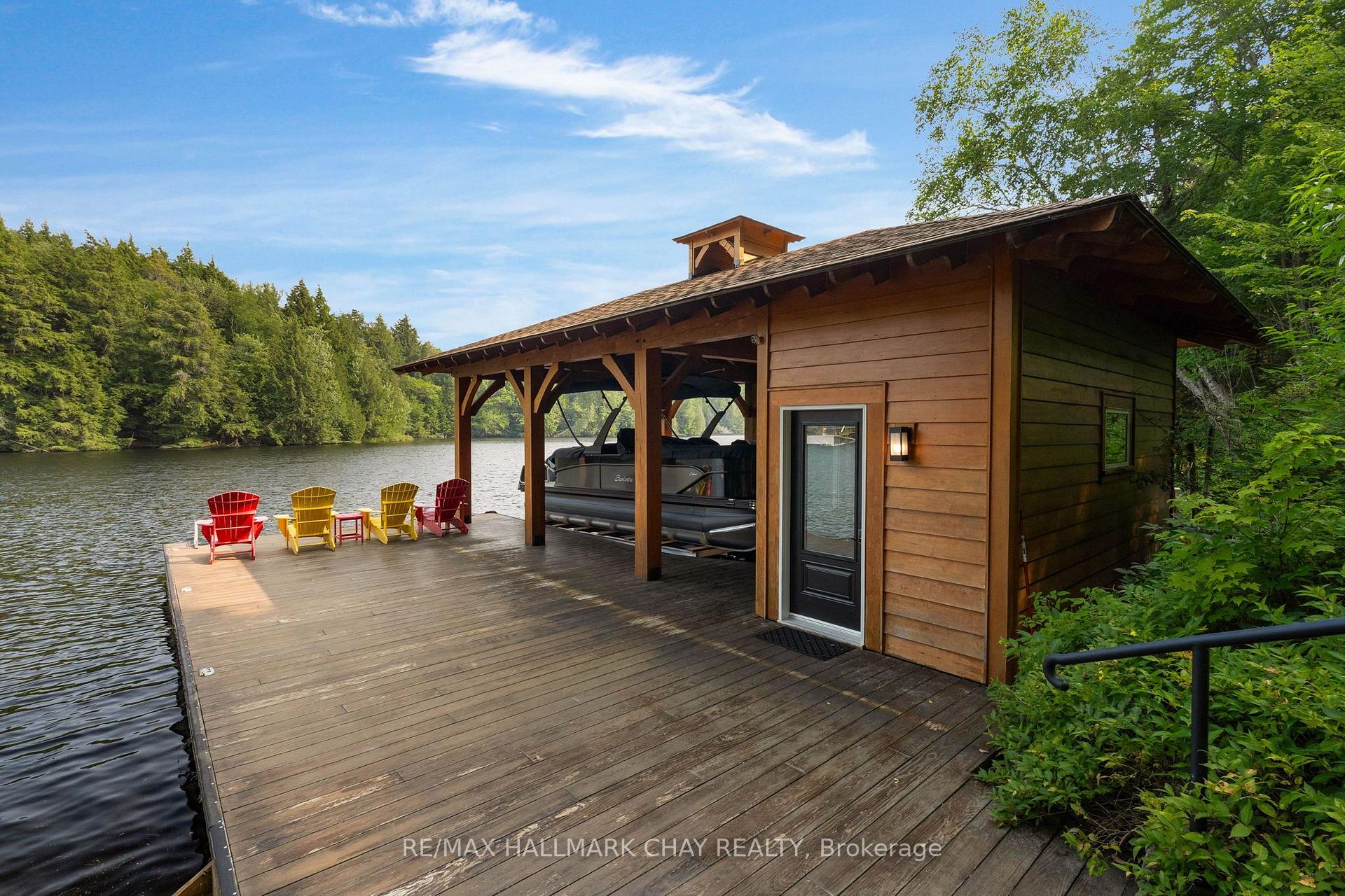Photo 45 of 1319 Wolf Circle, Algonquin Highlands, Sherborne — HOMEH