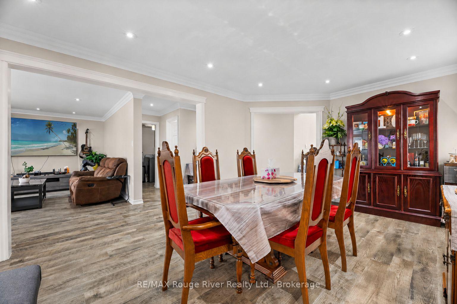 Photo 8 of 53 Concession Street E, Clarington, Bowmanville — HOMEH