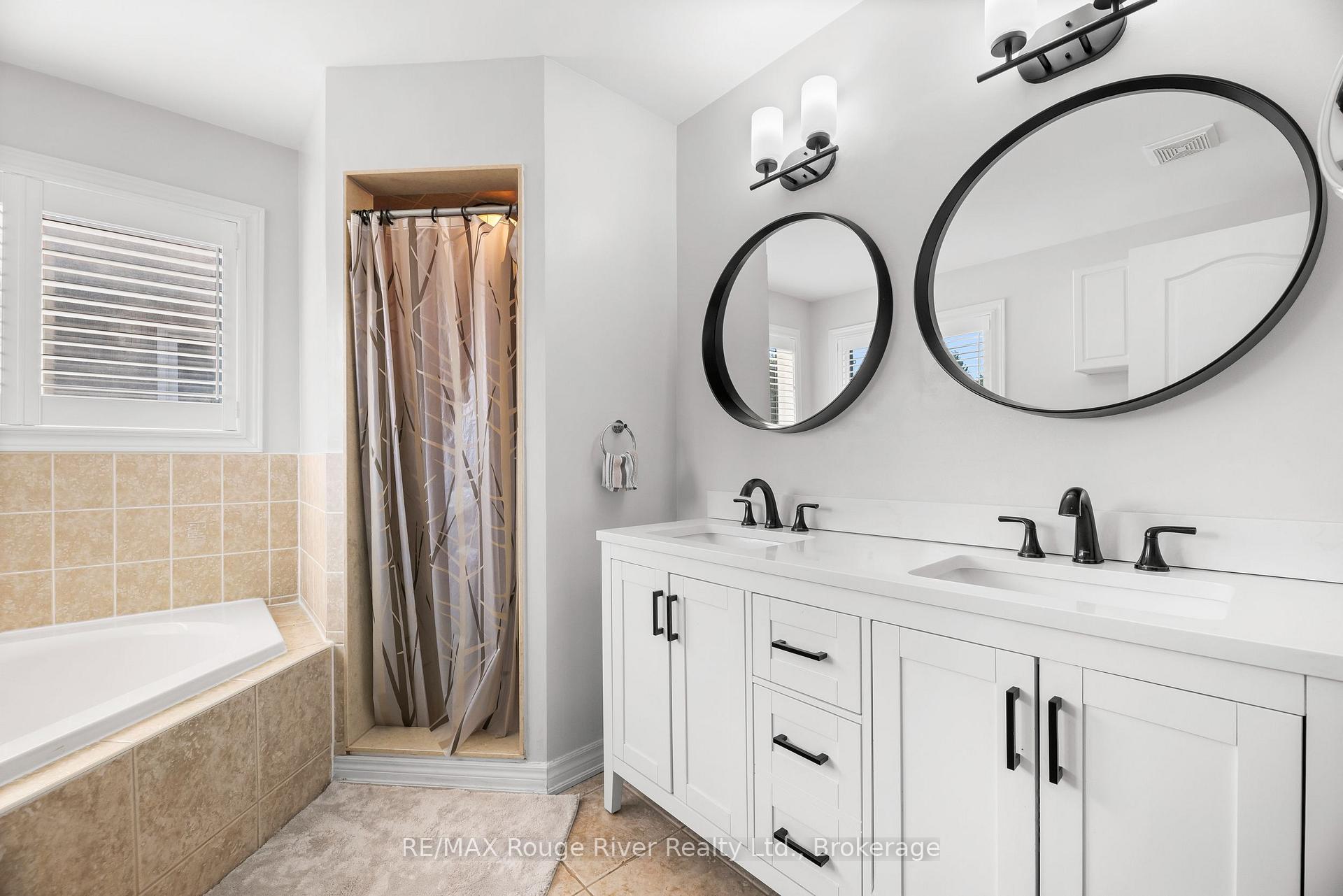 Photo 23 of 53 Concession Street E, Clarington, Bowmanville — HOMEH