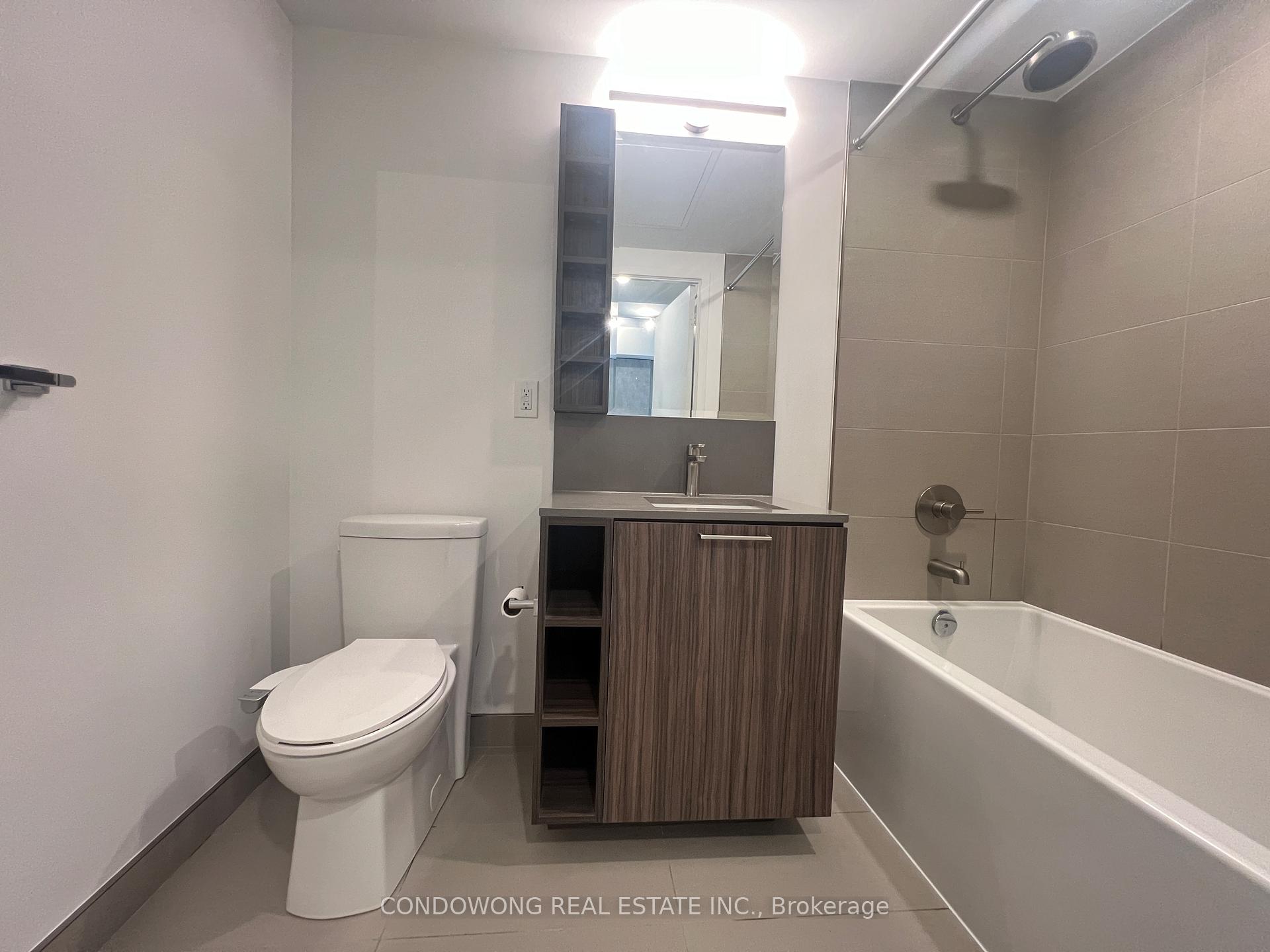 Photo 6 of Unit 3118, 19 Western Battery Road, Toronto, Waterfront Communities — HOMEH