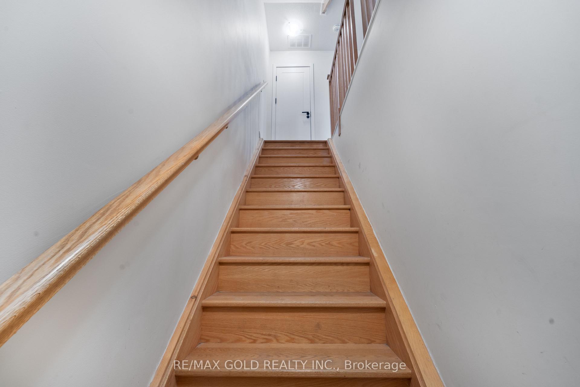 Photo 4 of Unit C33, 370 Fisher Mills Road, Cambridge, Silver Heights — HOMEH