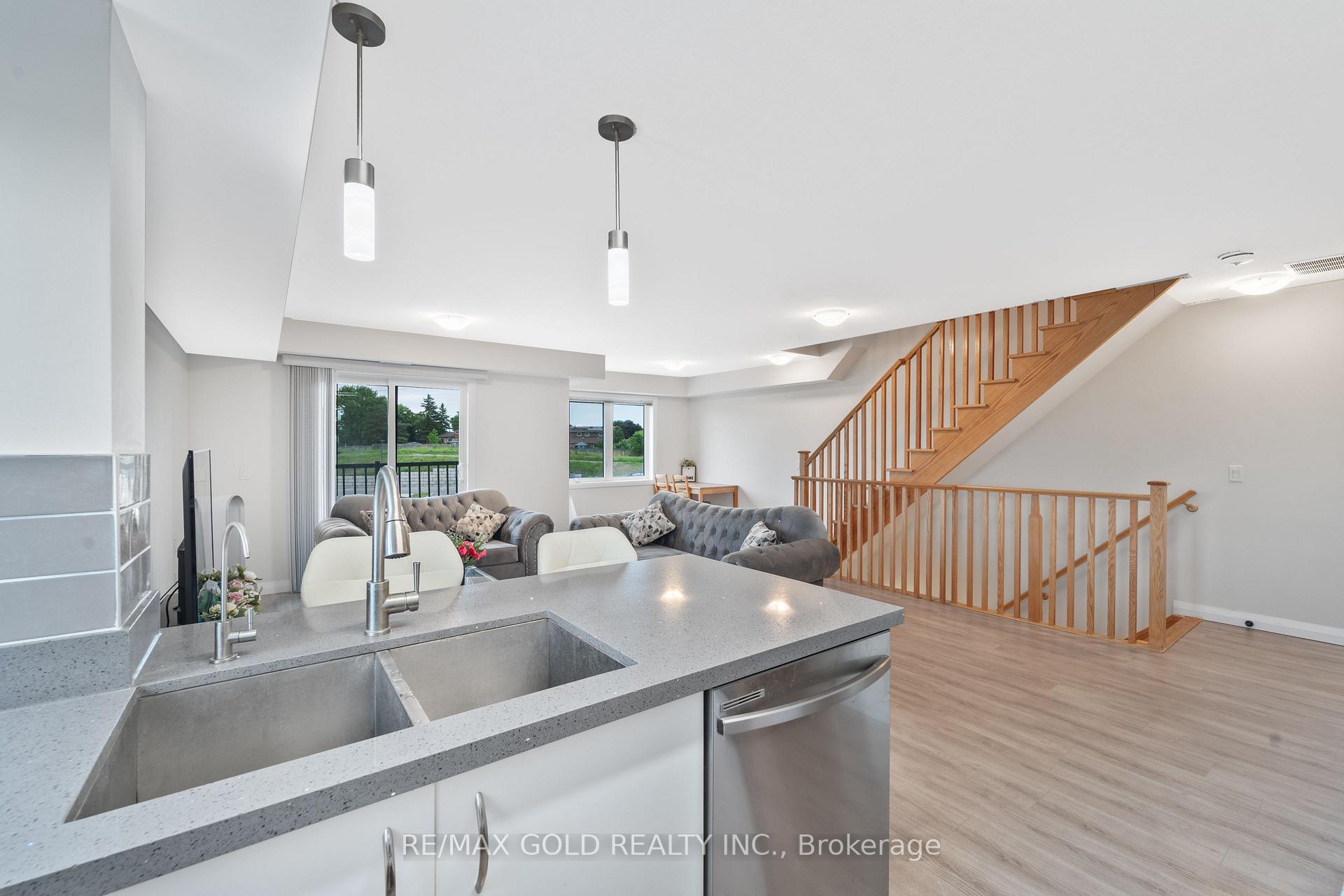 Photo 10 of Unit C33, 370 Fisher Mills Road, Cambridge, Silver Heights — HOMEH
