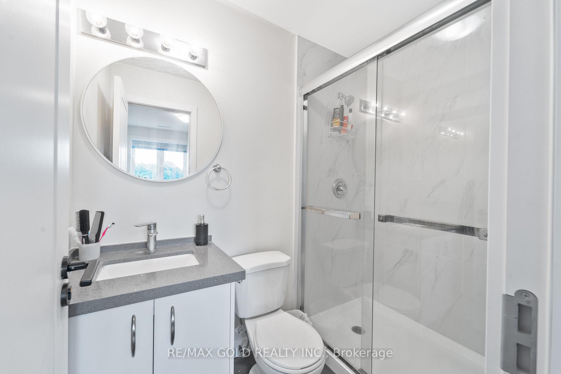 Photo 18 of Unit C33, 370 Fisher Mills Road, Cambridge, Silver Heights — HOMEH