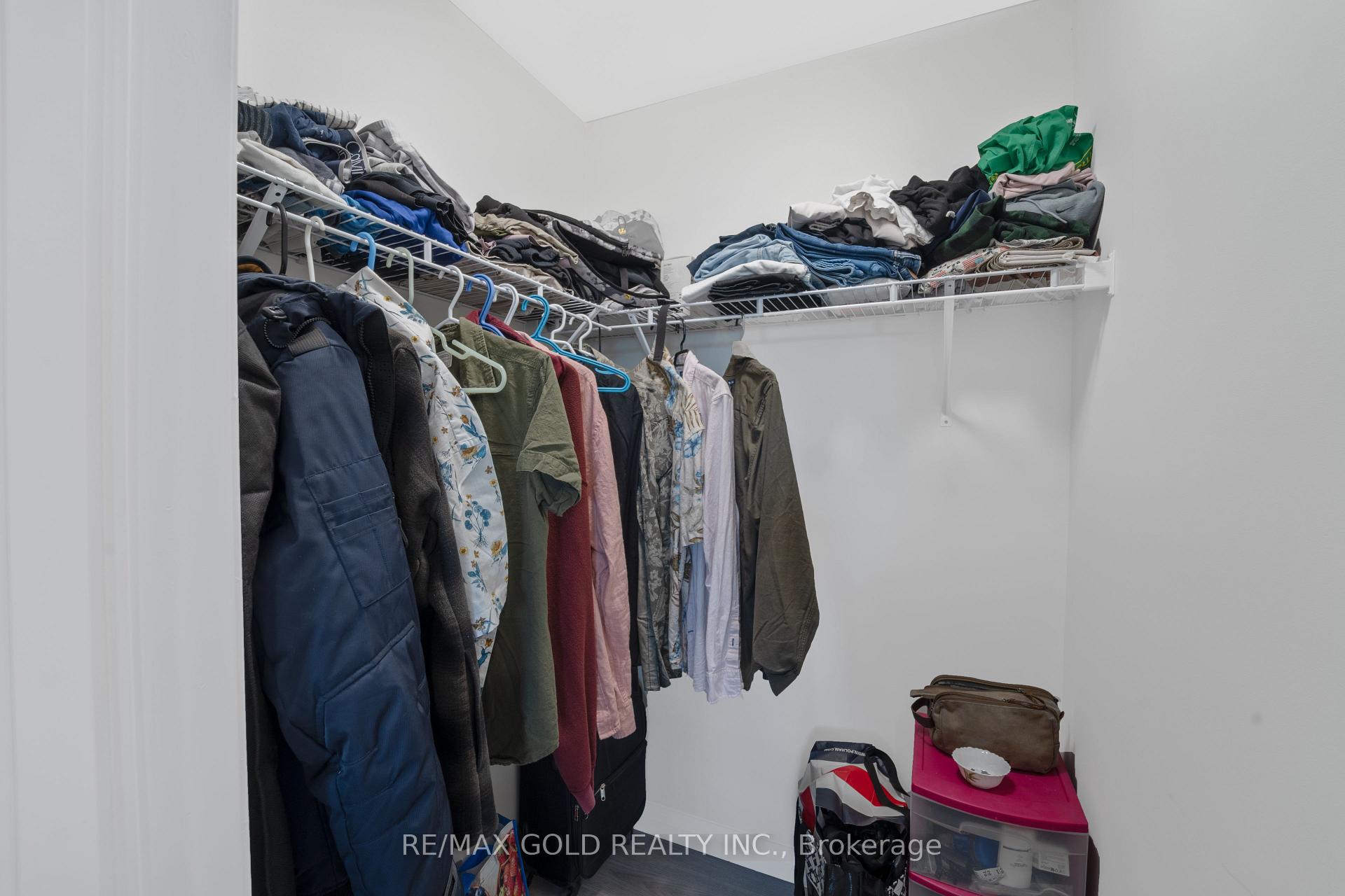 Photo 19 of Unit C33, 370 Fisher Mills Road, Cambridge, Silver Heights — HOMEH
