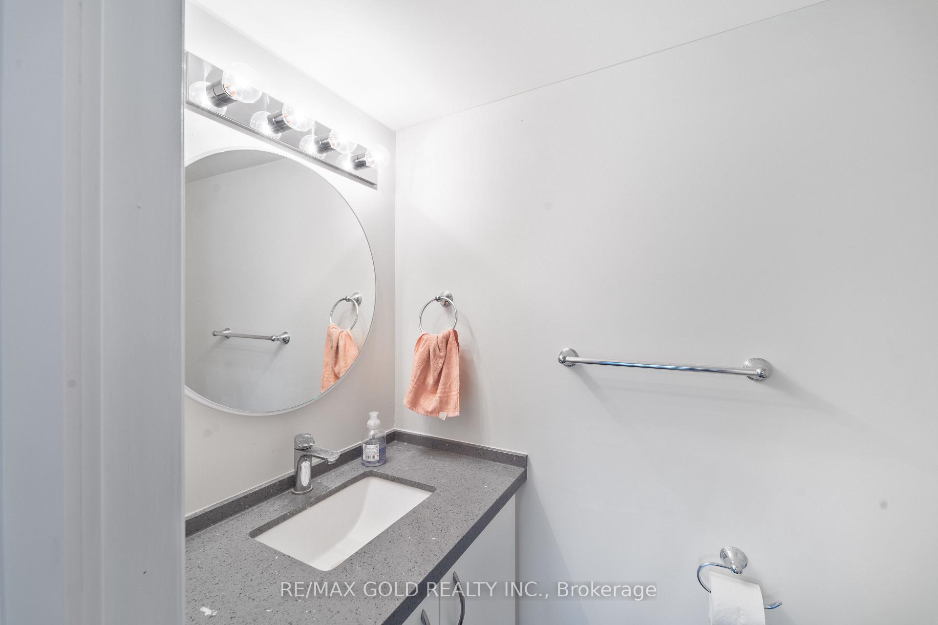 Photo 25 of Unit C33, 370 Fisher Mills Road, Cambridge, Silver Heights — HOMEH