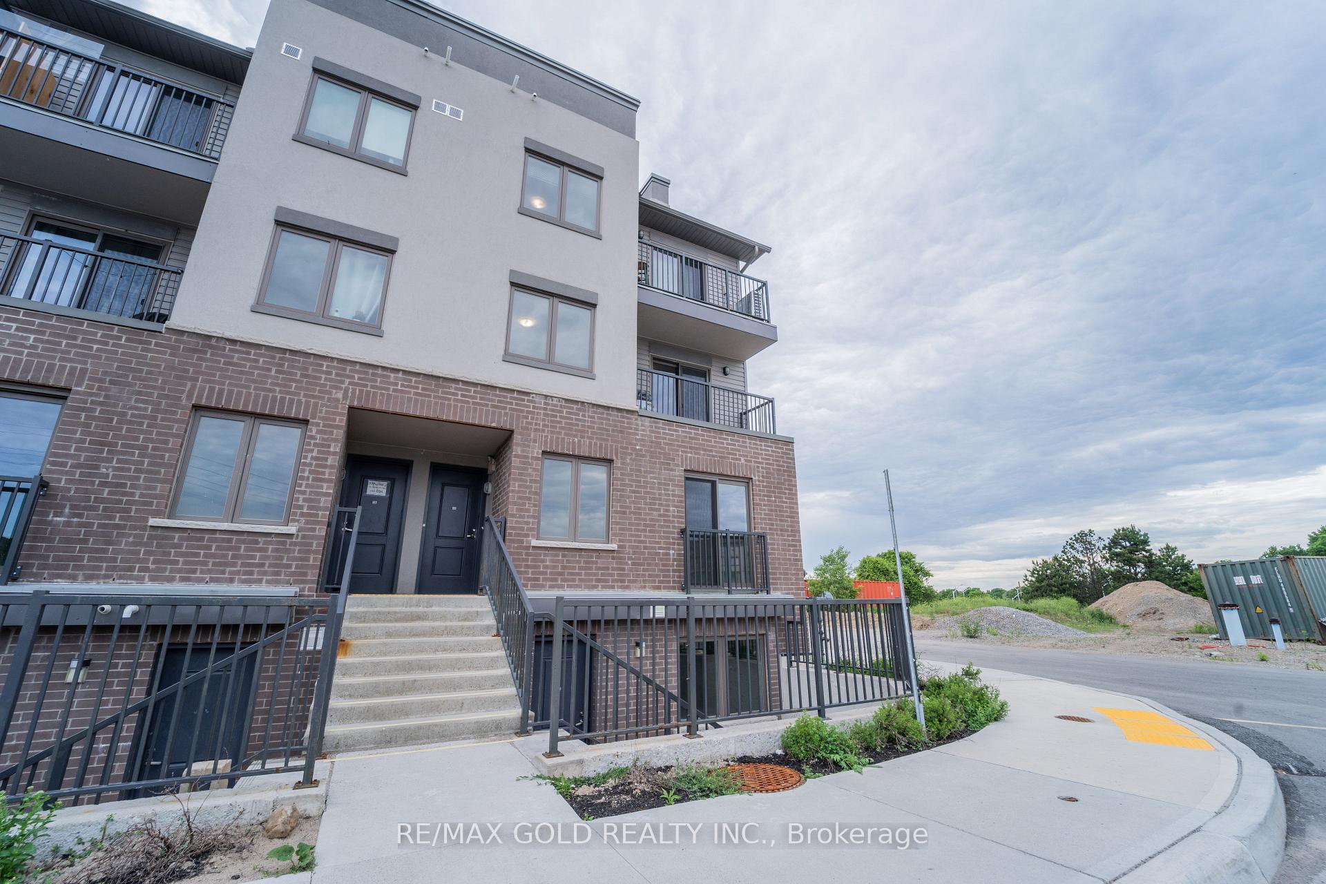 Photo 27 of Unit C33, 370 Fisher Mills Road, Cambridge, Silver Heights — HOMEH