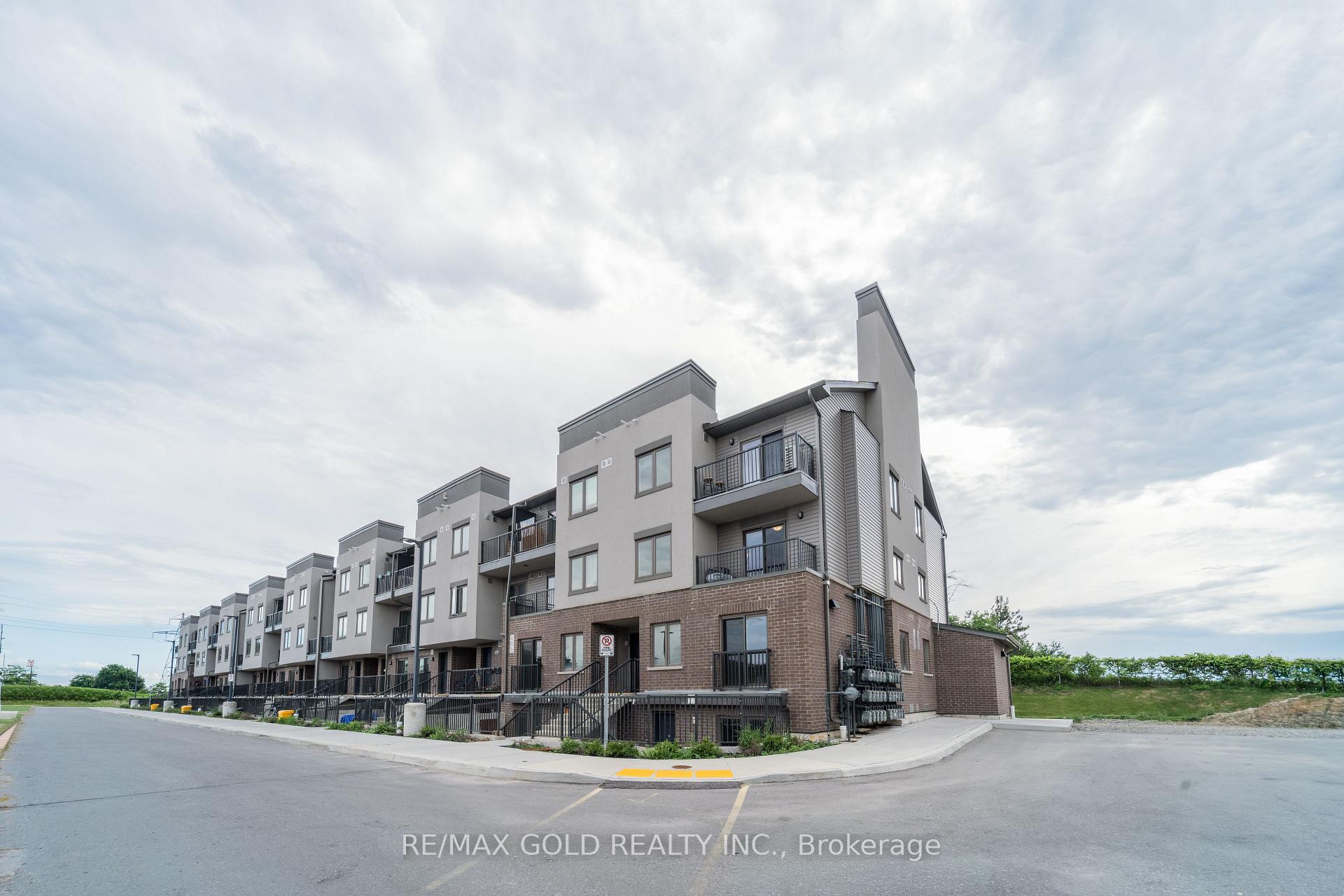 Photo 35 of Unit C33, 370 Fisher Mills Road, Cambridge, Silver Heights — HOMEH