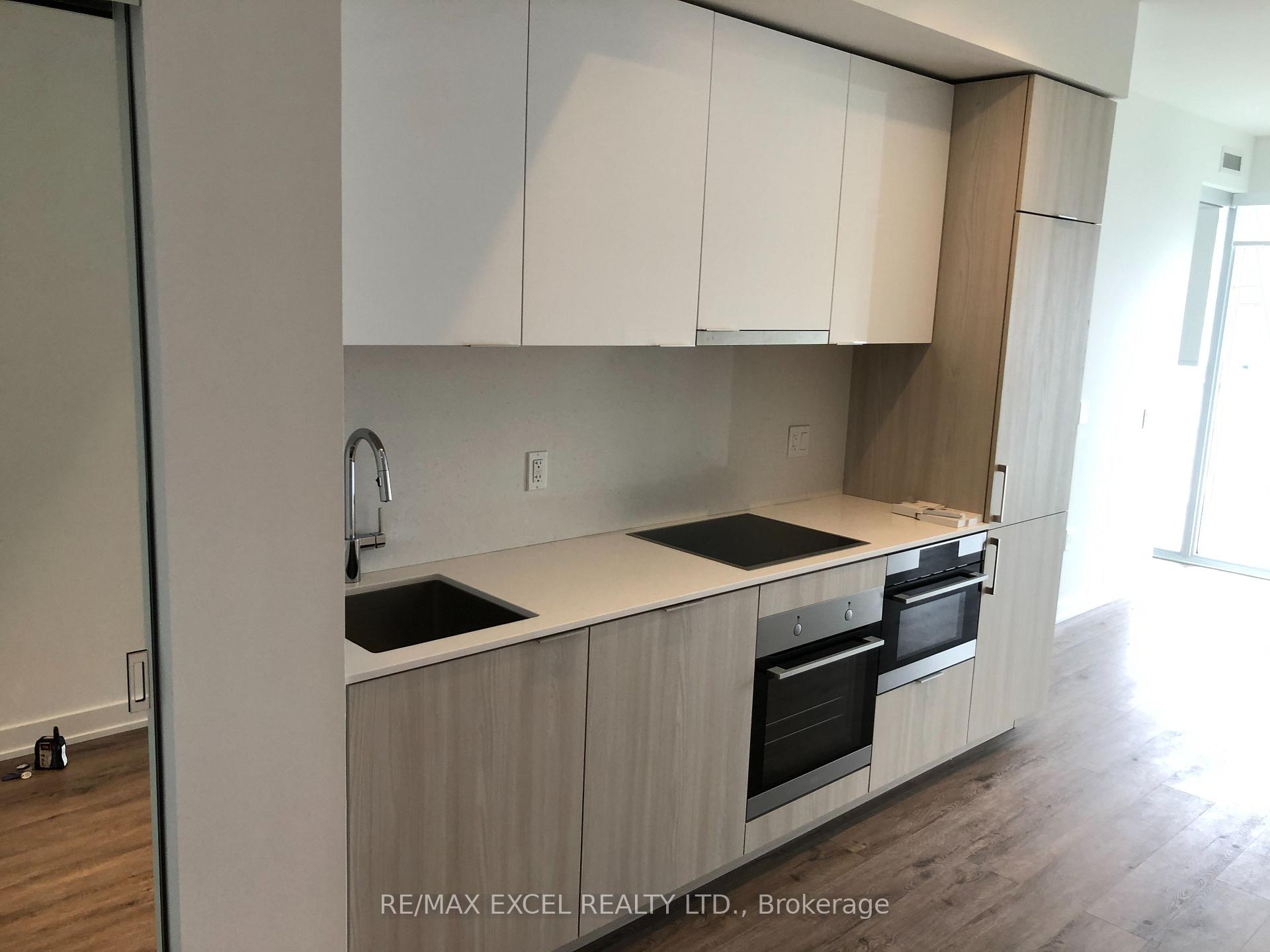 Photo 5 of Unit 1303, 15 Queens Quay E, Toronto, Waterfront Communities — HOMEH