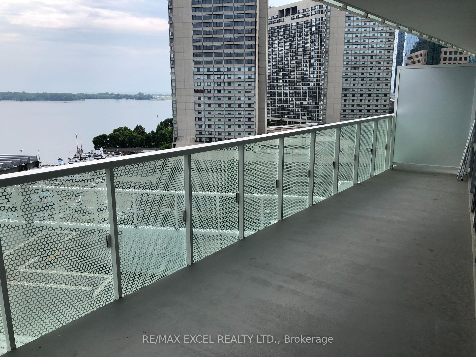 Photo 6 of Unit 1303, 15 Queens Quay E, Toronto, Waterfront Communities — HOMEH
