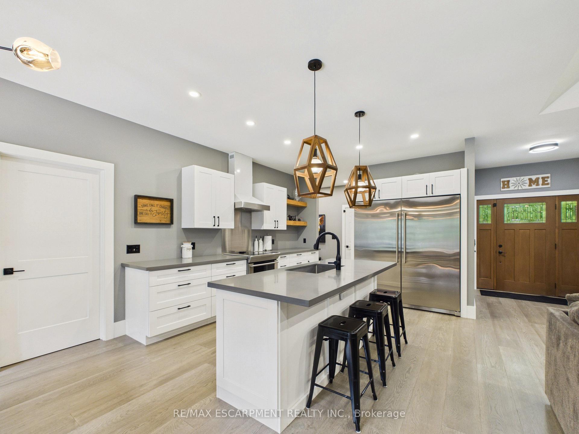 Photo 13 of 1039 Xavier Street, Gravenhurst, Morrison — HOMEH