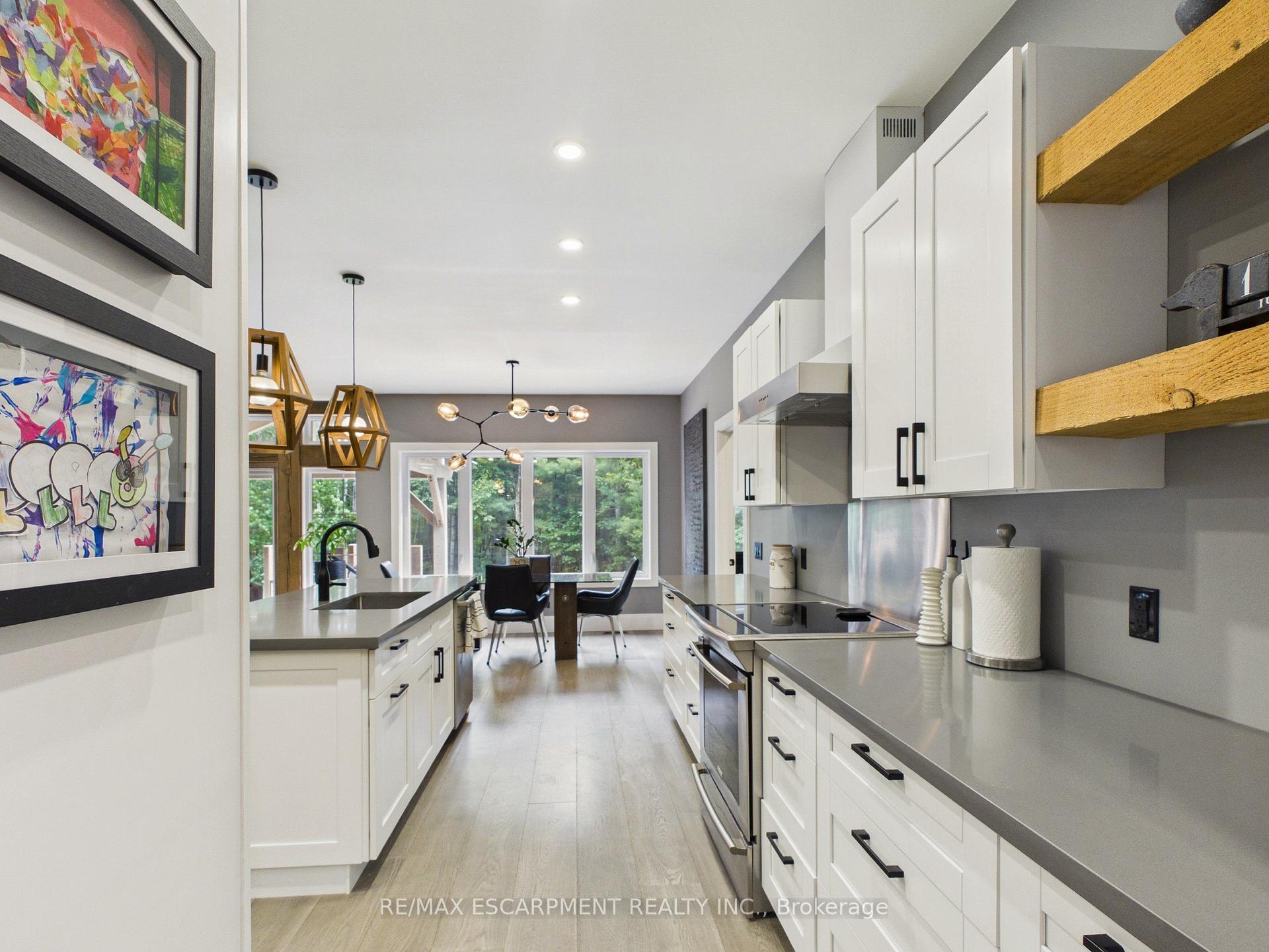Photo 14 of 1039 Xavier Street, Gravenhurst, Morrison — HOMEH