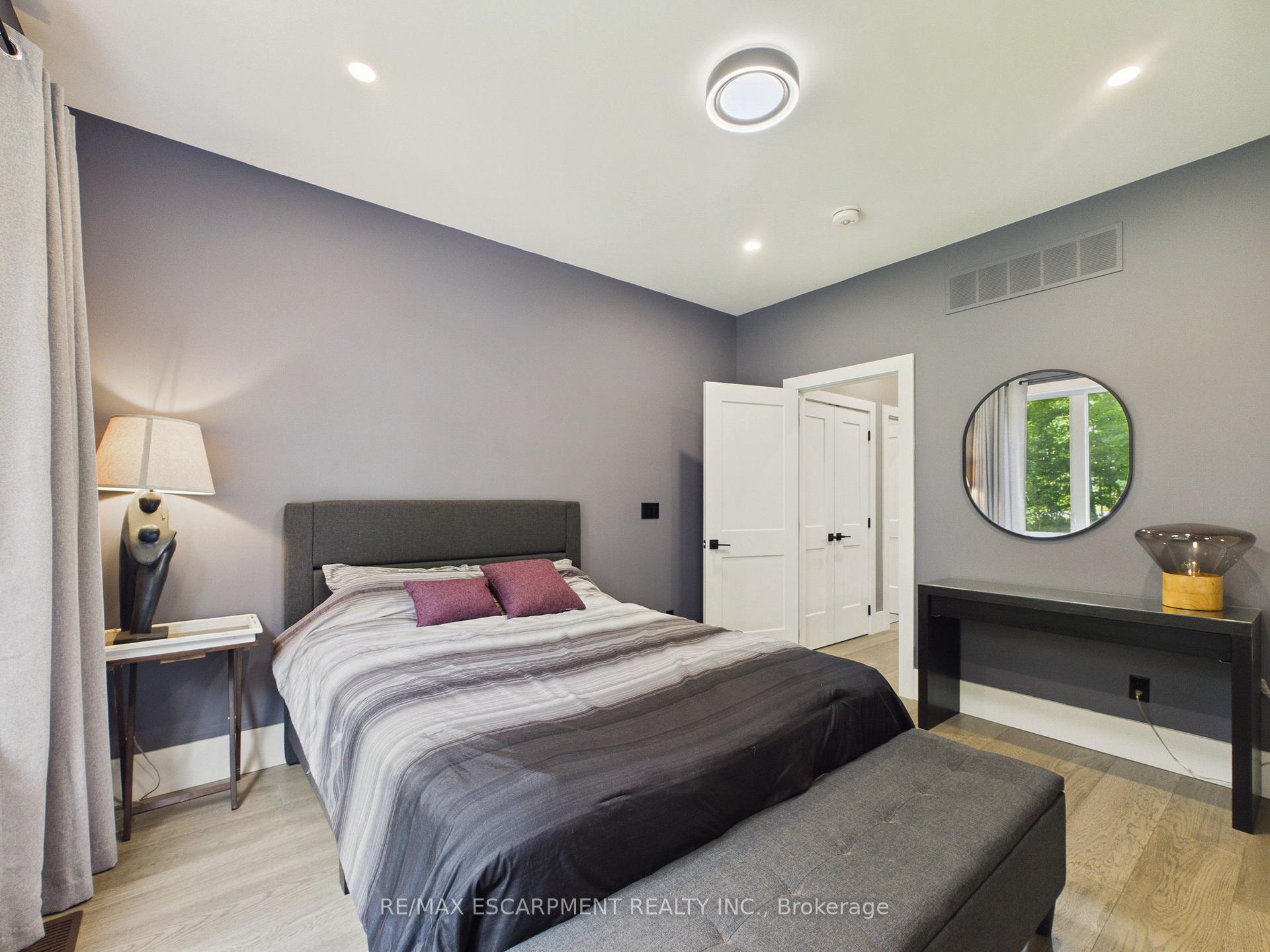 Photo 23 of 1039 Xavier Street, Gravenhurst, Morrison — HOMEH