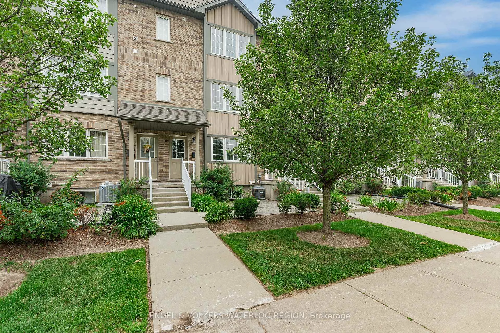Photo 32 of Unit 6, 275 Old Huron Road, Kitchener, Brigadoon — HOMEH