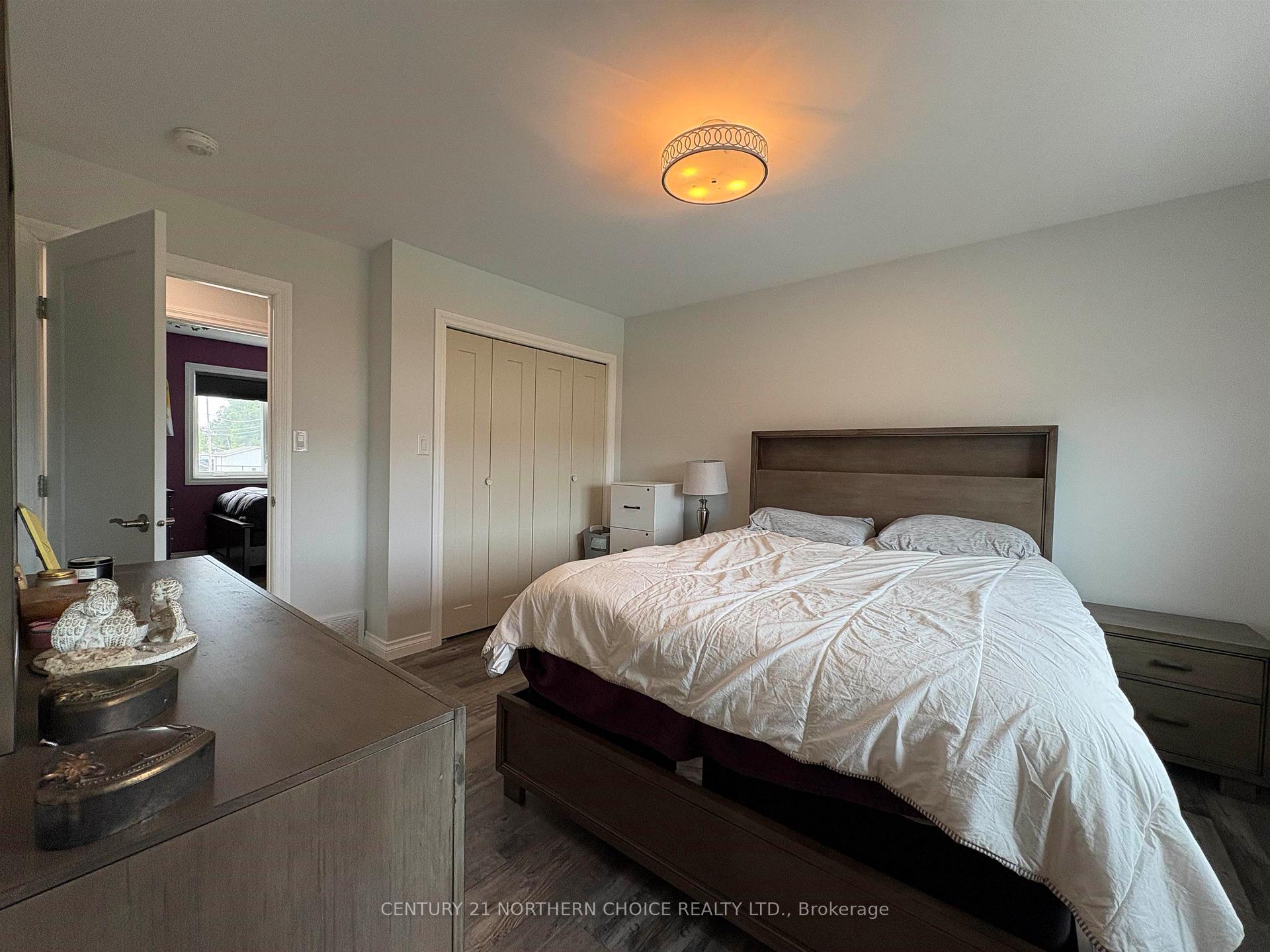 Photo 22 of 832 Williams Avenue, Fort Frances — HOMEH
