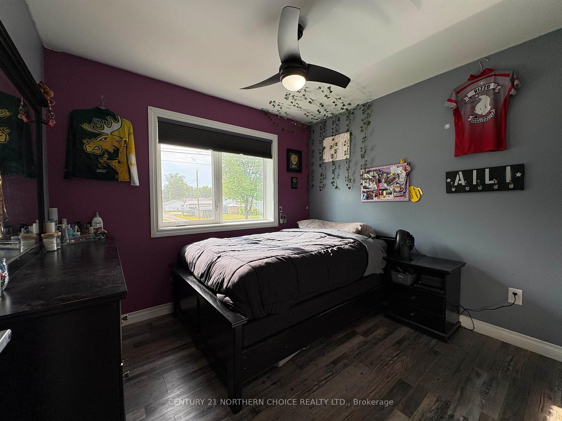 Photo 27 of 832 Williams Avenue, Fort Frances — HOMEH