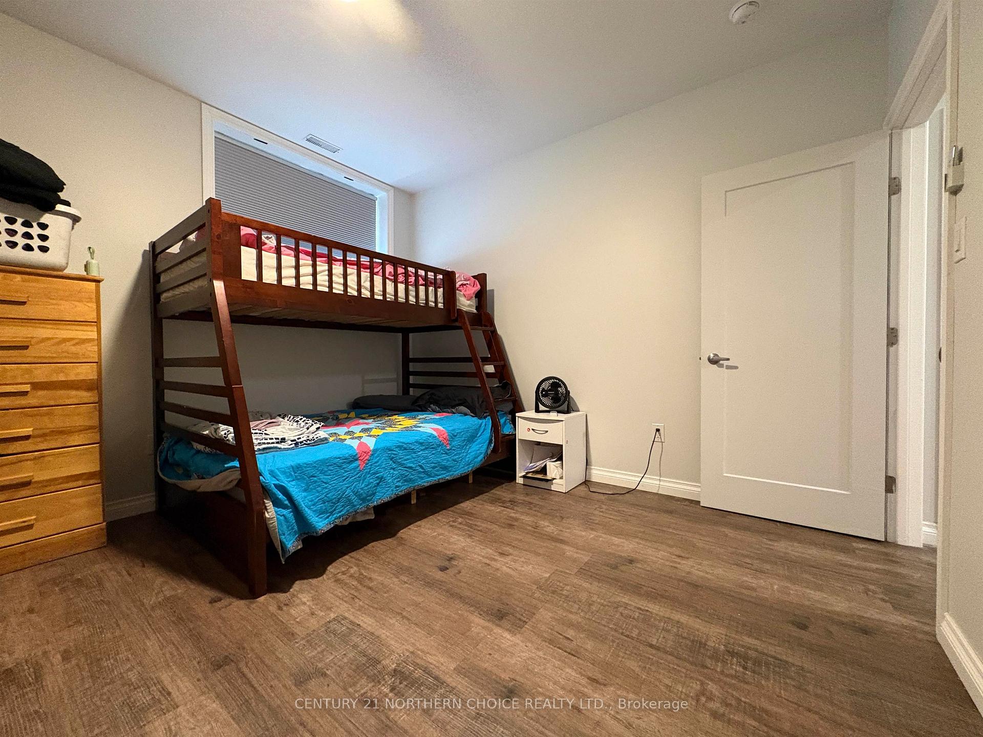 Photo 35 of 832 Williams Avenue, Fort Frances — HOMEH