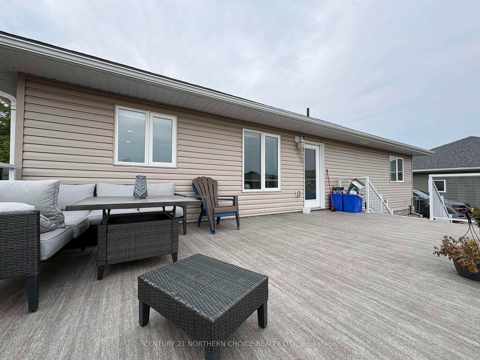 Photo 40 of 832 Williams Avenue, Fort Frances — HOMEH