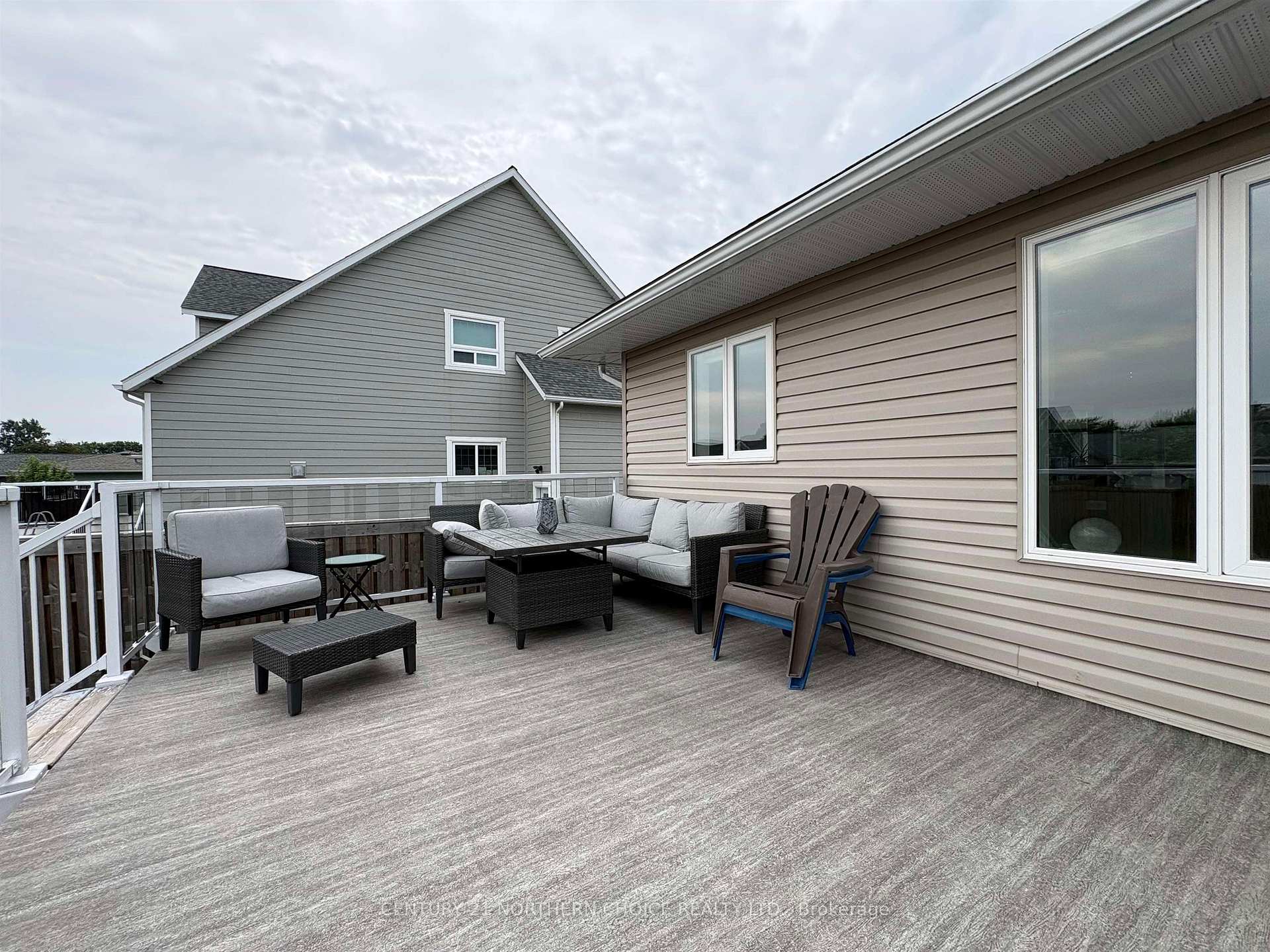Photo 42 of 832 Williams Avenue, Fort Frances — HOMEH