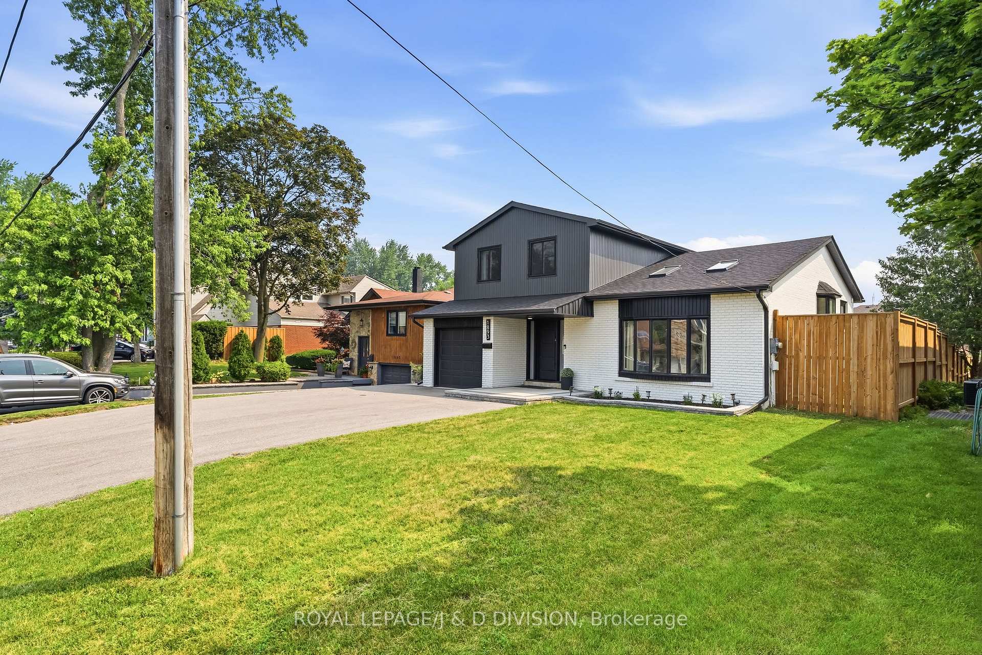 Photo 2 of 1893 Spruce Hill Road, Pickering, Dunbarton — HOMEH