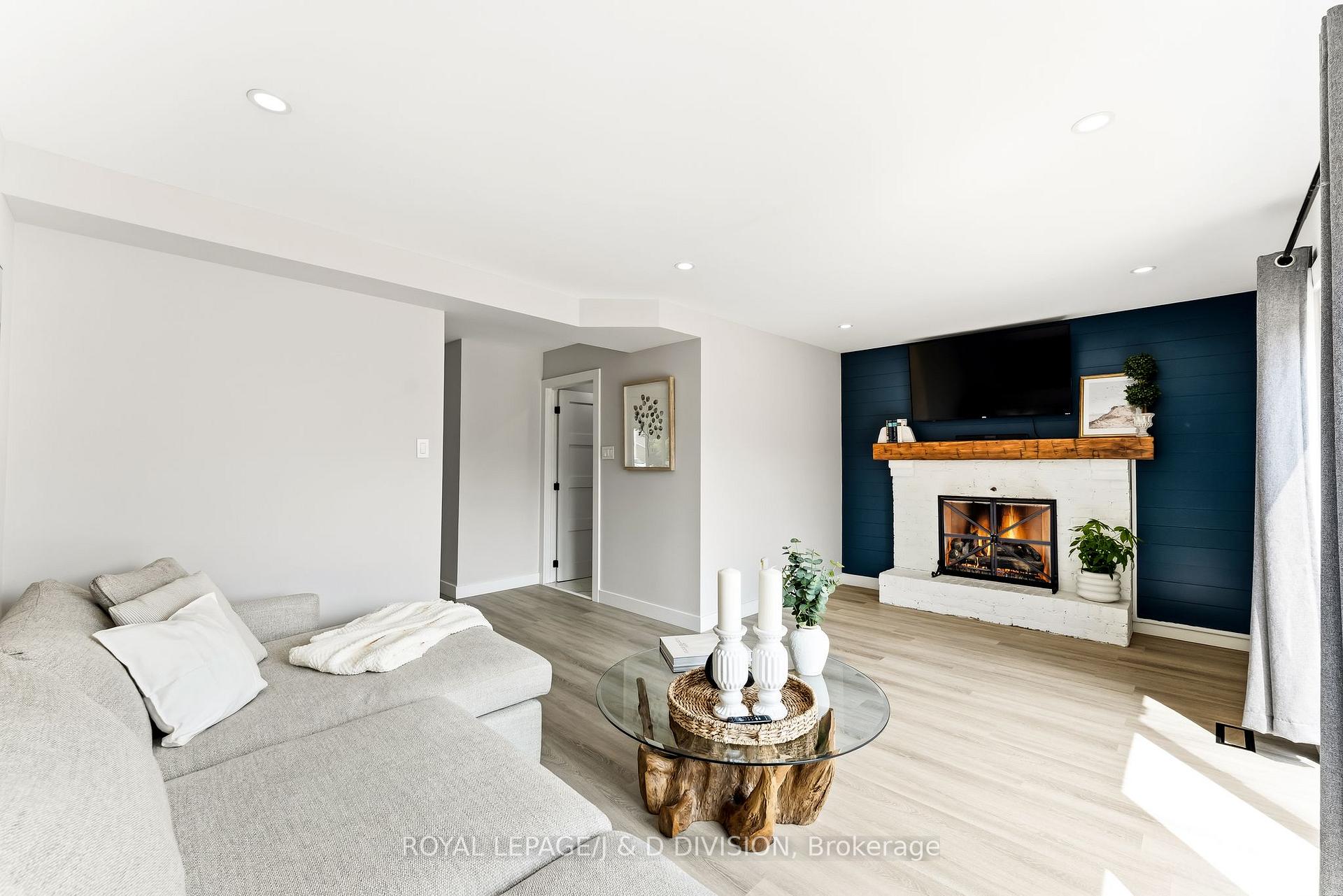 Photo 15 of 1893 Spruce Hill Road, Pickering, Dunbarton — HOMEH