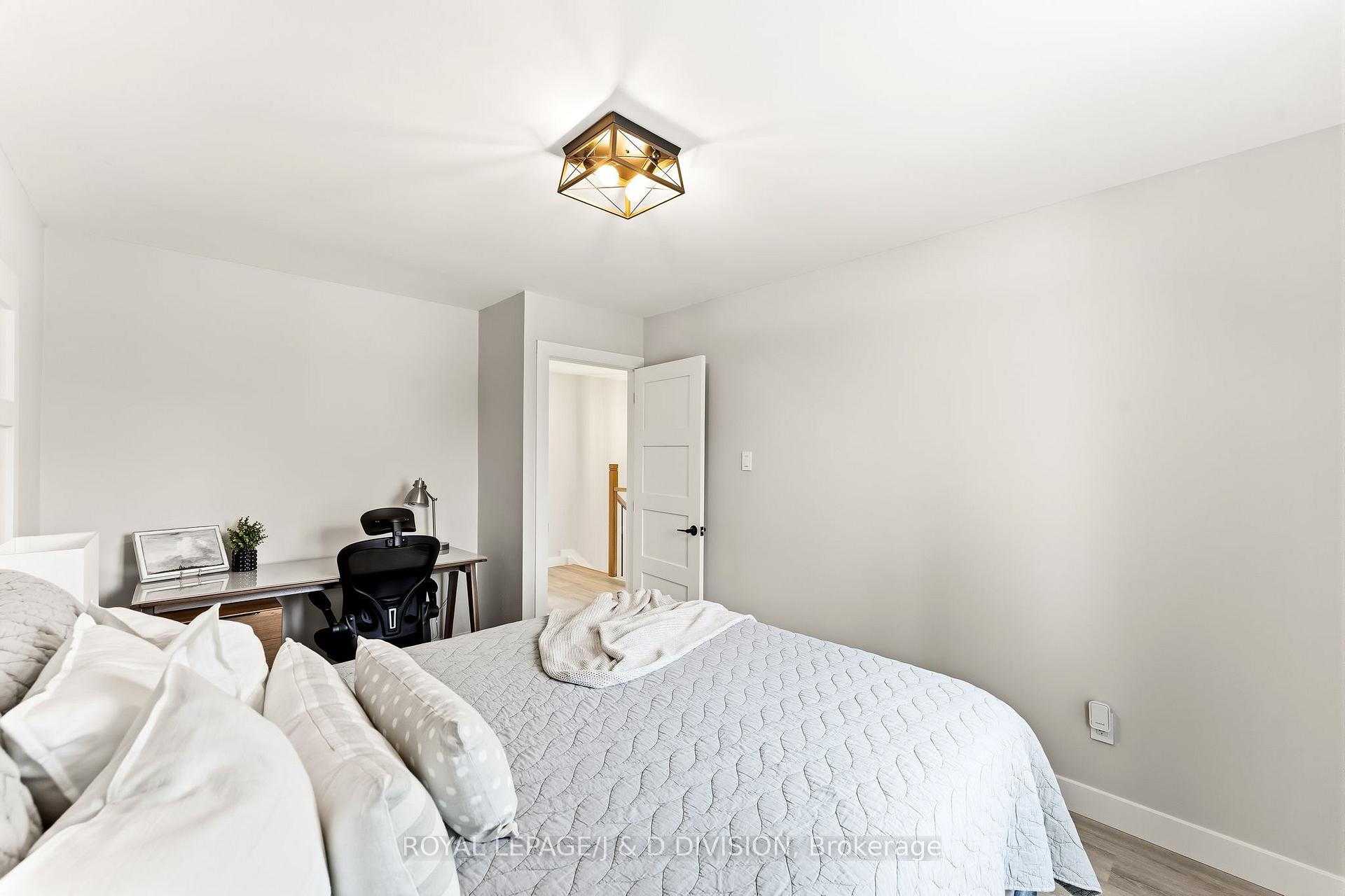 Photo 24 of 1893 Spruce Hill Road, Pickering, Dunbarton — HOMEH