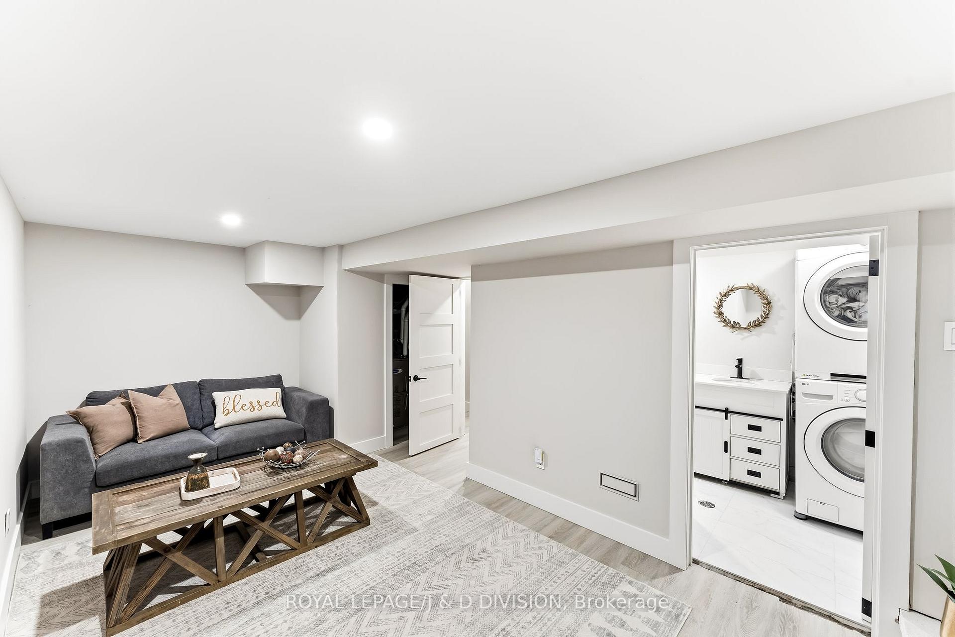 Photo 35 of 1893 Spruce Hill Road, Pickering, Dunbarton — HOMEH
