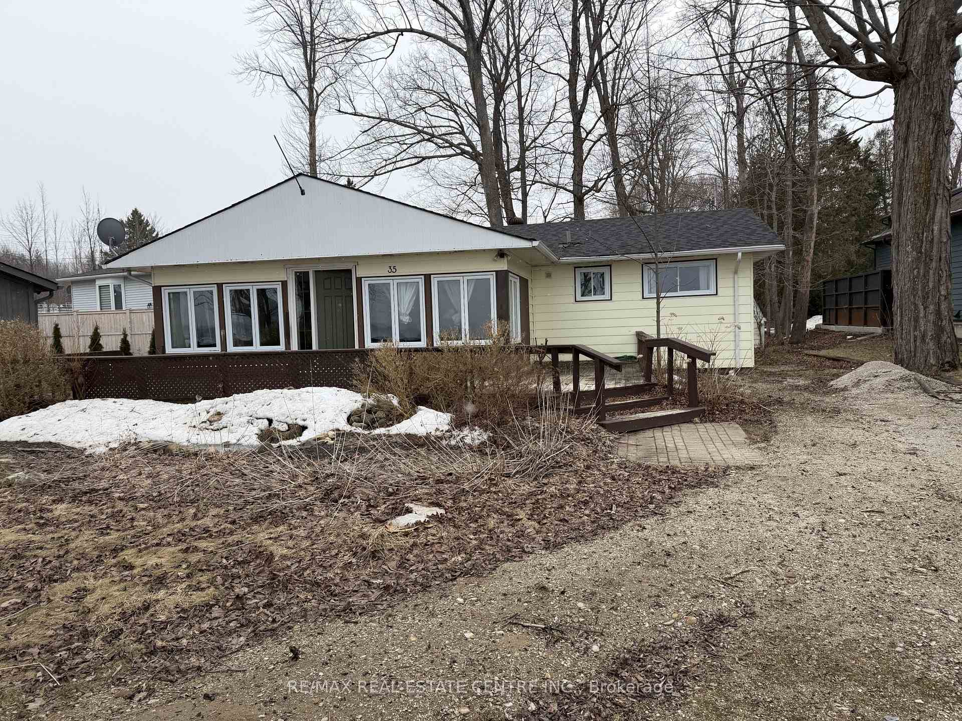 Photo 31 of 35 Lakeside Avenue, Meaford — HOMEH