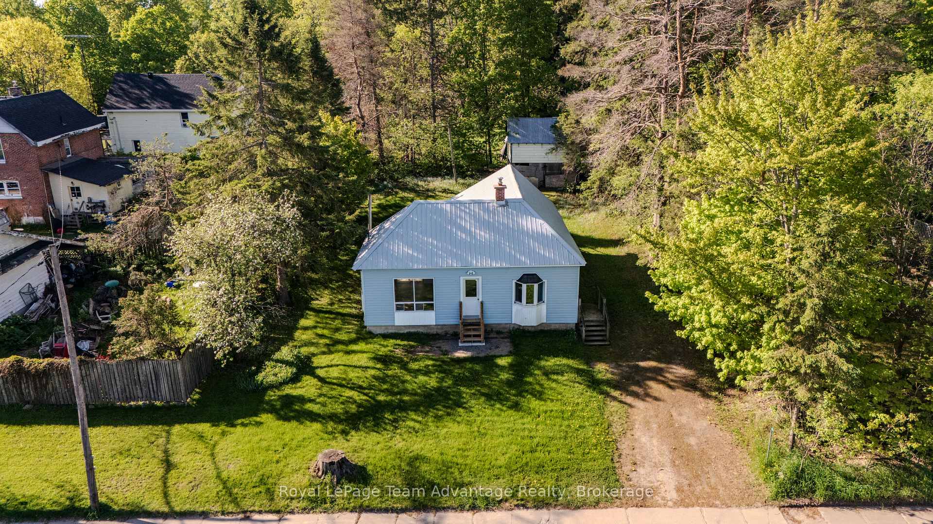 Photo 32 of 9 632 Highway, Seguin — HOMEH