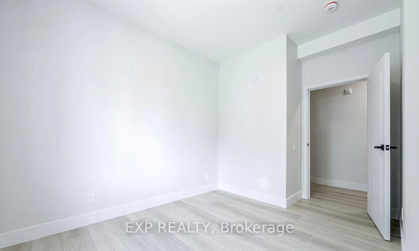 Photo 17 of Unit 304, 145 Clapperton Street, Barrie, Wellington — HOMEH