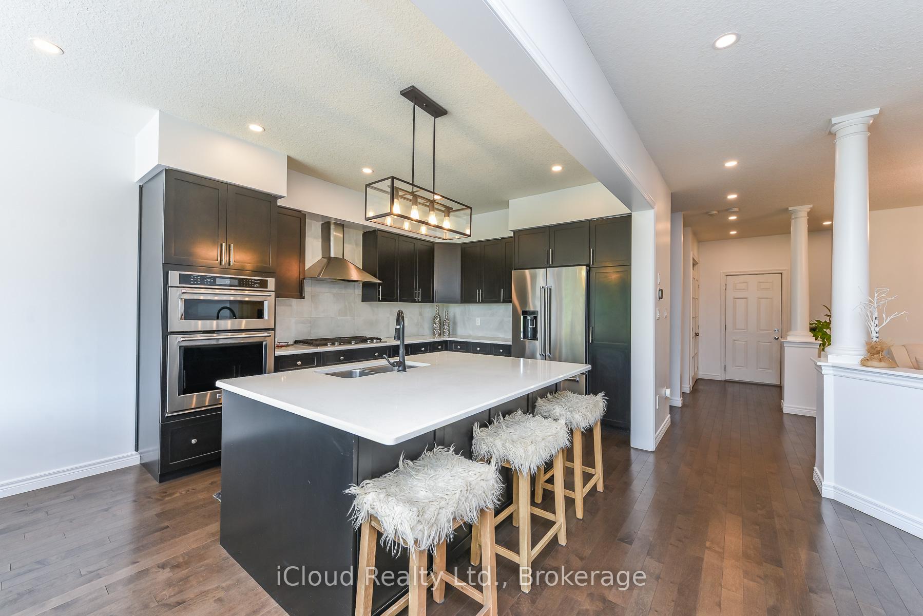 Photo 14 of 132 Drone Crescent, Guelph, Willow West/Sugarbush/West Acres — HOMEH