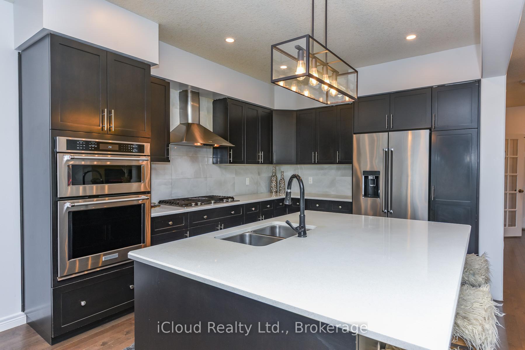 Photo 19 of 132 Drone Crescent, Guelph, Willow West/Sugarbush/West Acres — HOMEH