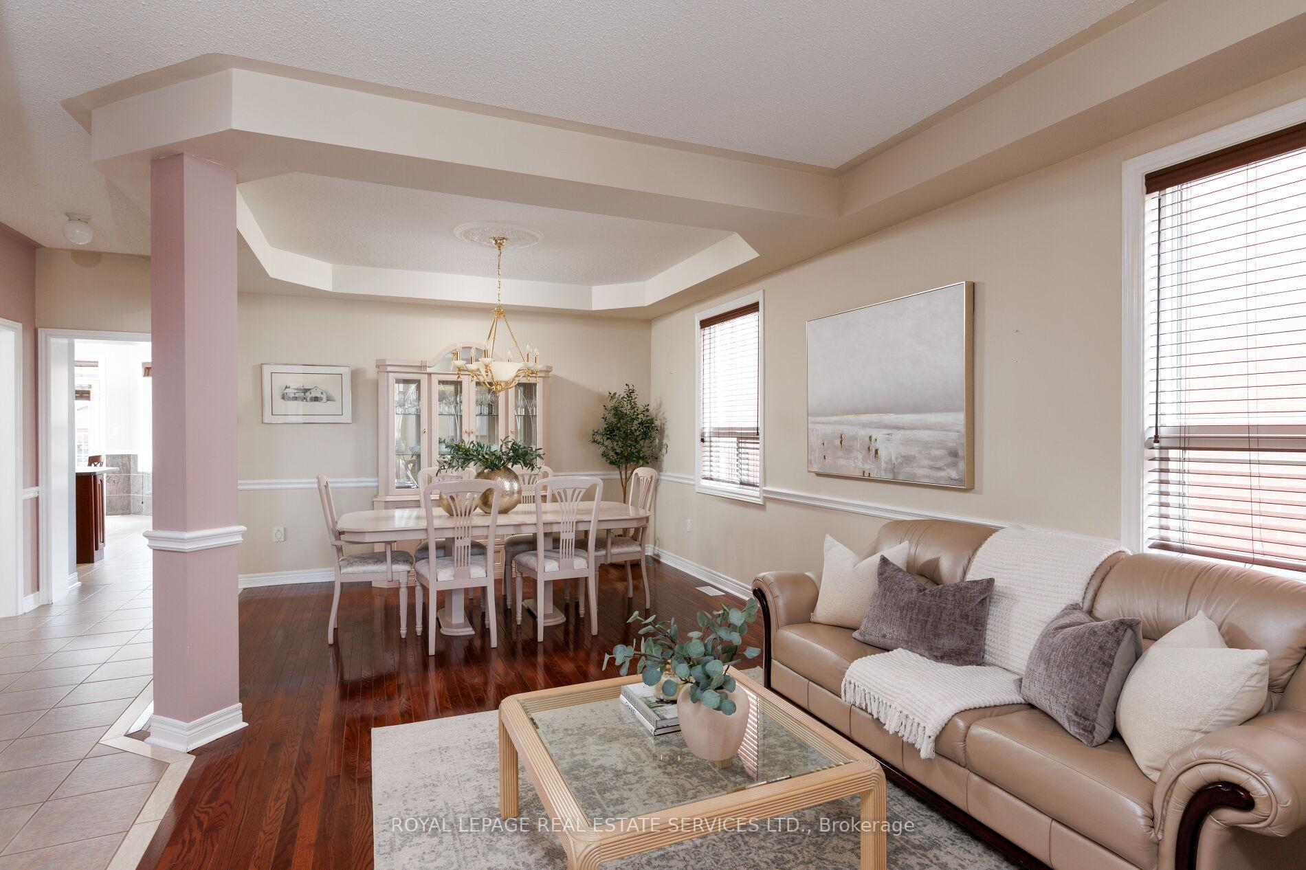 Photo 3 of 2252 Foxfield Road, Oakville, Westmount — HOMEH