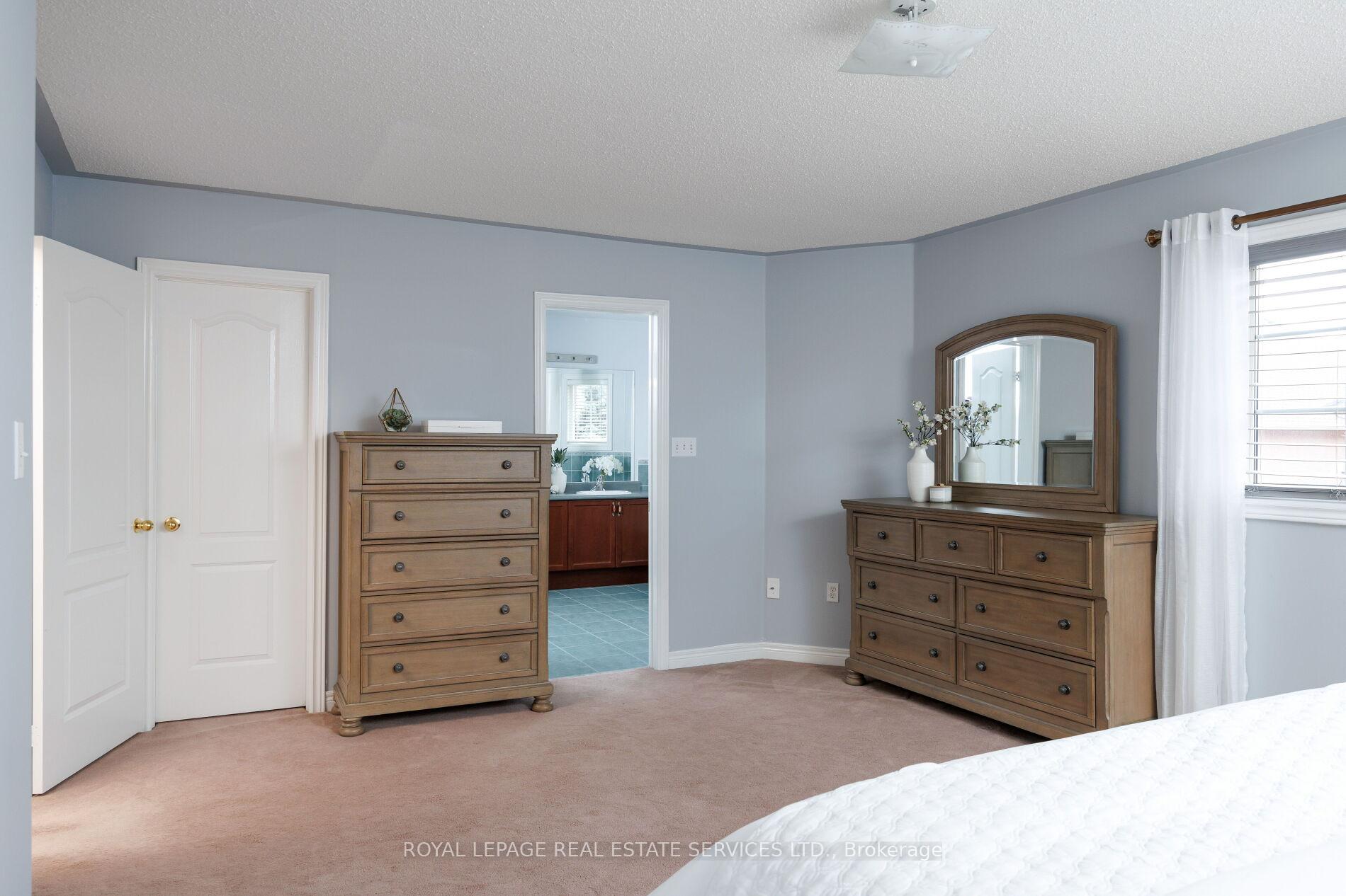 Photo 26 of 2252 Foxfield Road, Oakville, Westmount — HOMEH